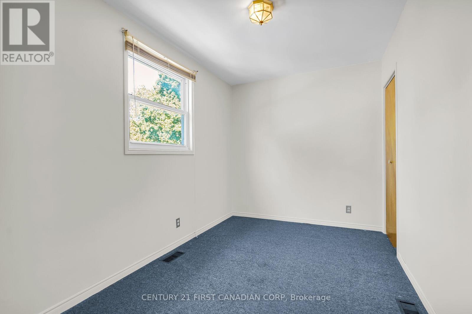 42 Briscoe Street E, London South, Ontario  N6C 1W9 - Photo 22 - X12456101