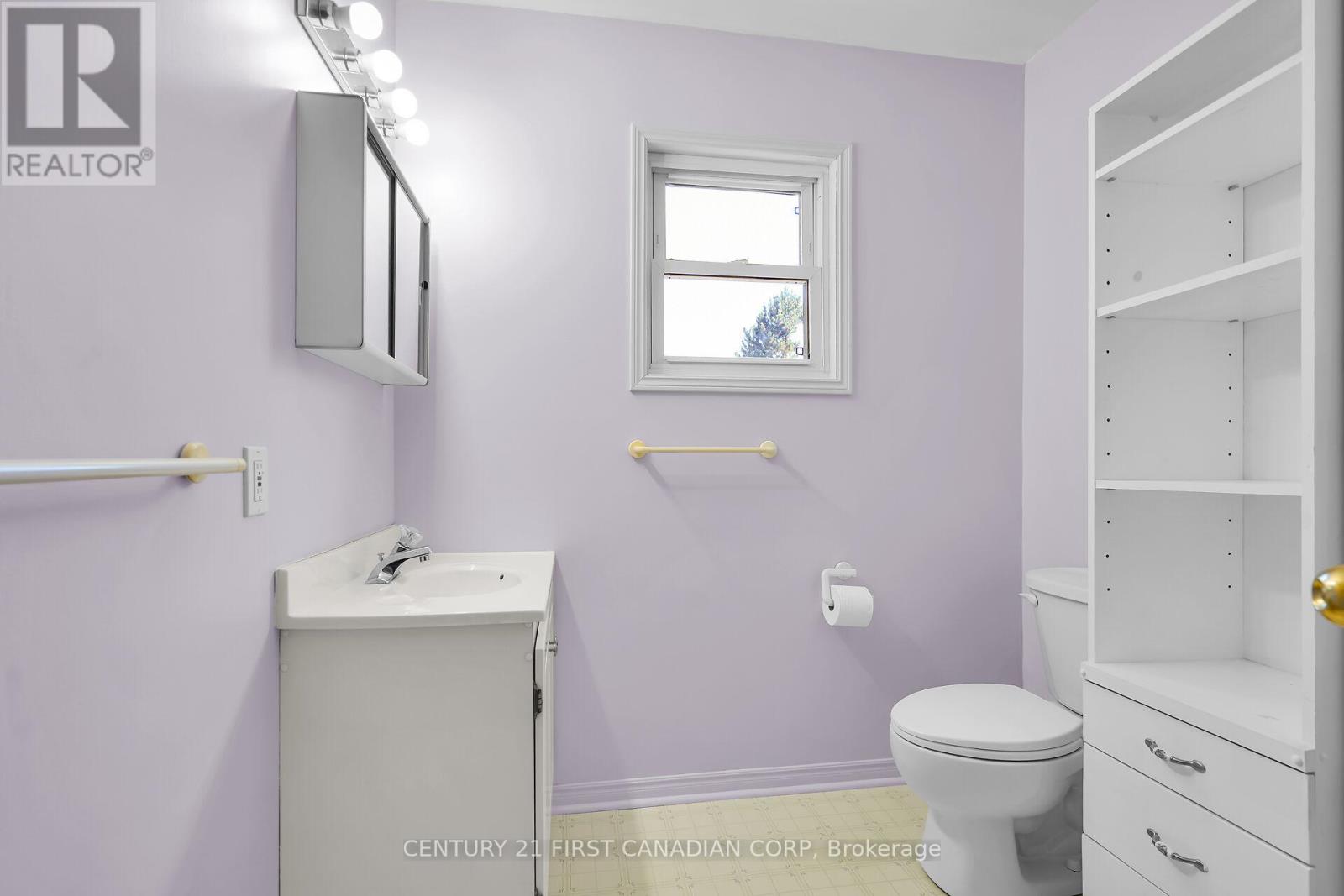 42 Briscoe Street E, London South, Ontario  N6C 1W9 - Photo 25 - X12456101