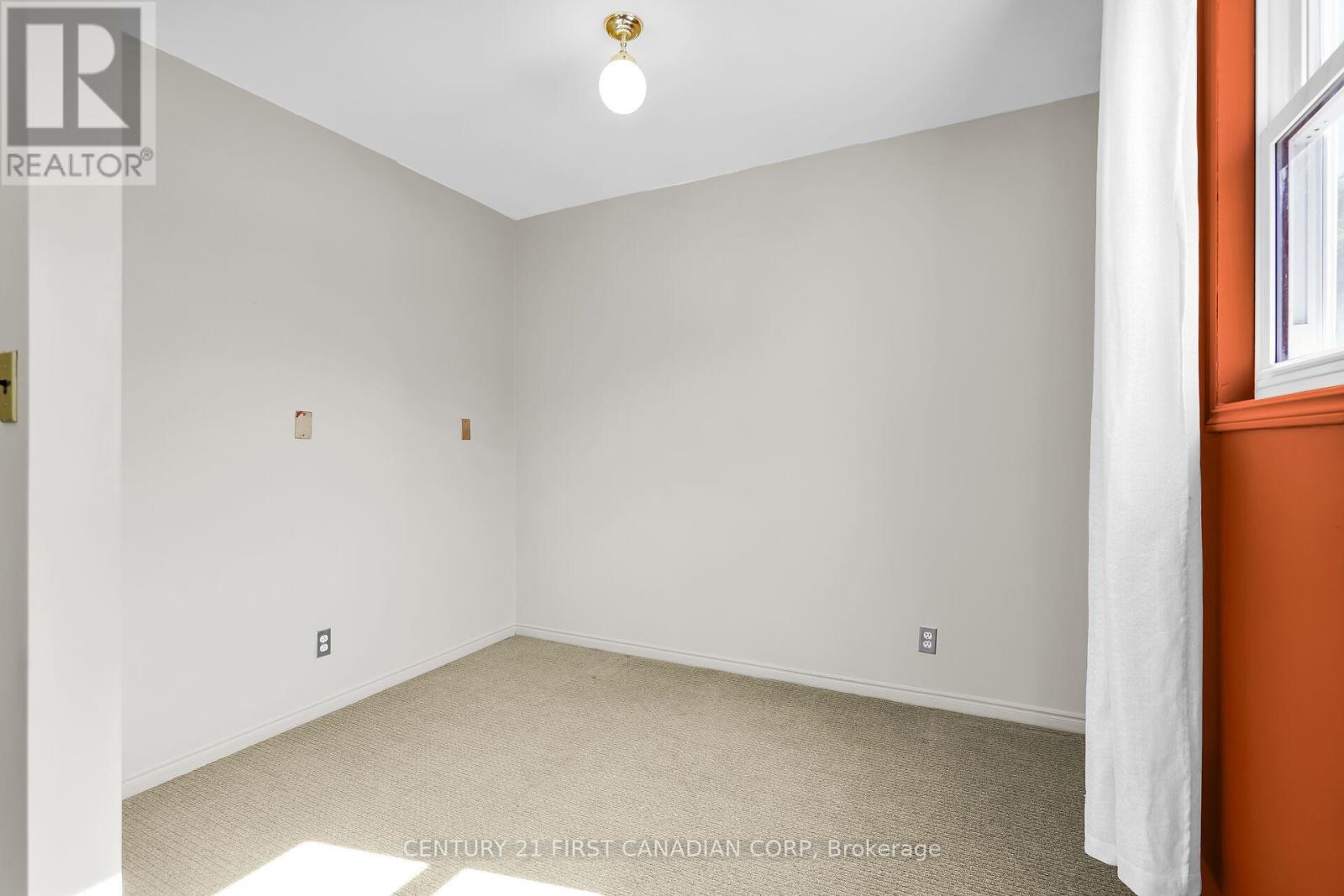 42 Briscoe Street E, London South, Ontario  N6C 1W9 - Photo 27 - X12456101