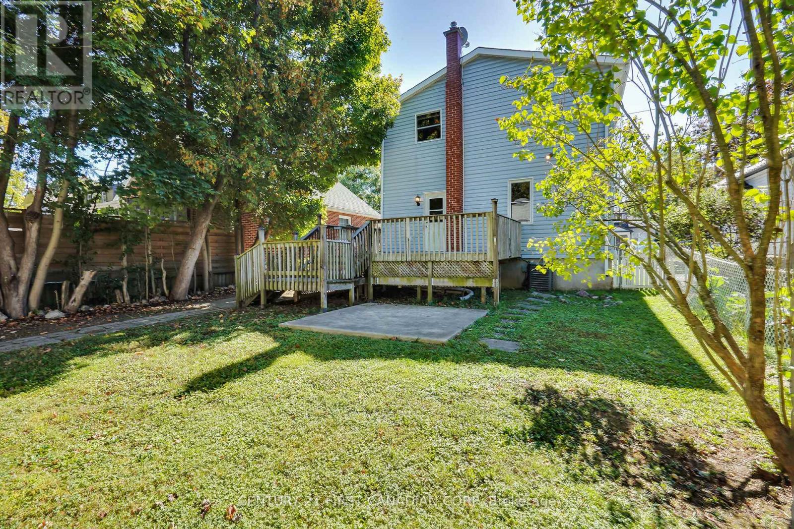 42 Briscoe Street E, London South, Ontario  N6C 1W9 - Photo 37 - X12456101