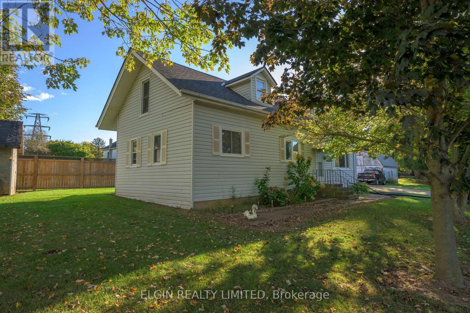 9704 Union Road, Southwold (Shedden), Ontario  N0L 2E0 - Photo 16 - X12456110
