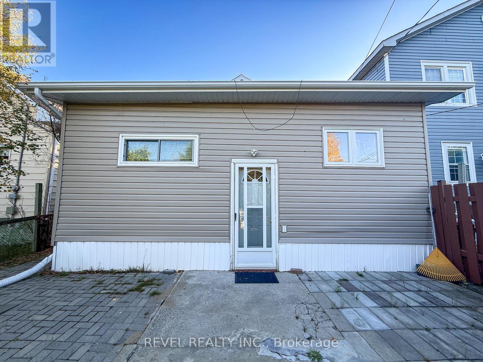 223 Cherry Street, Timmins, Ontario  P4N 6W3 - Photo 5 - T12456170