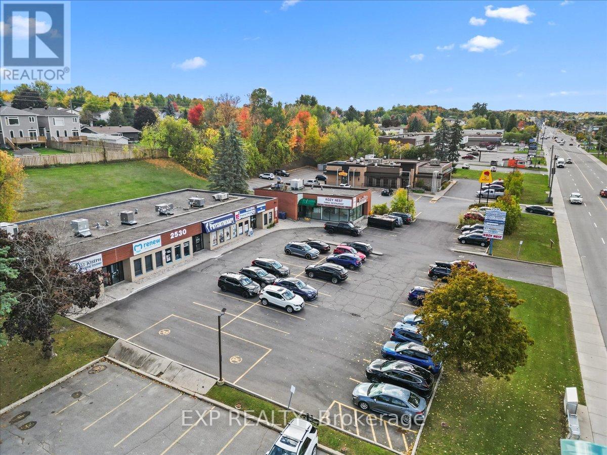 2 - 2530 St Joseph Boulevard, Ottawa, Ontario  K1C 1G1 - Photo 5 - X12456088