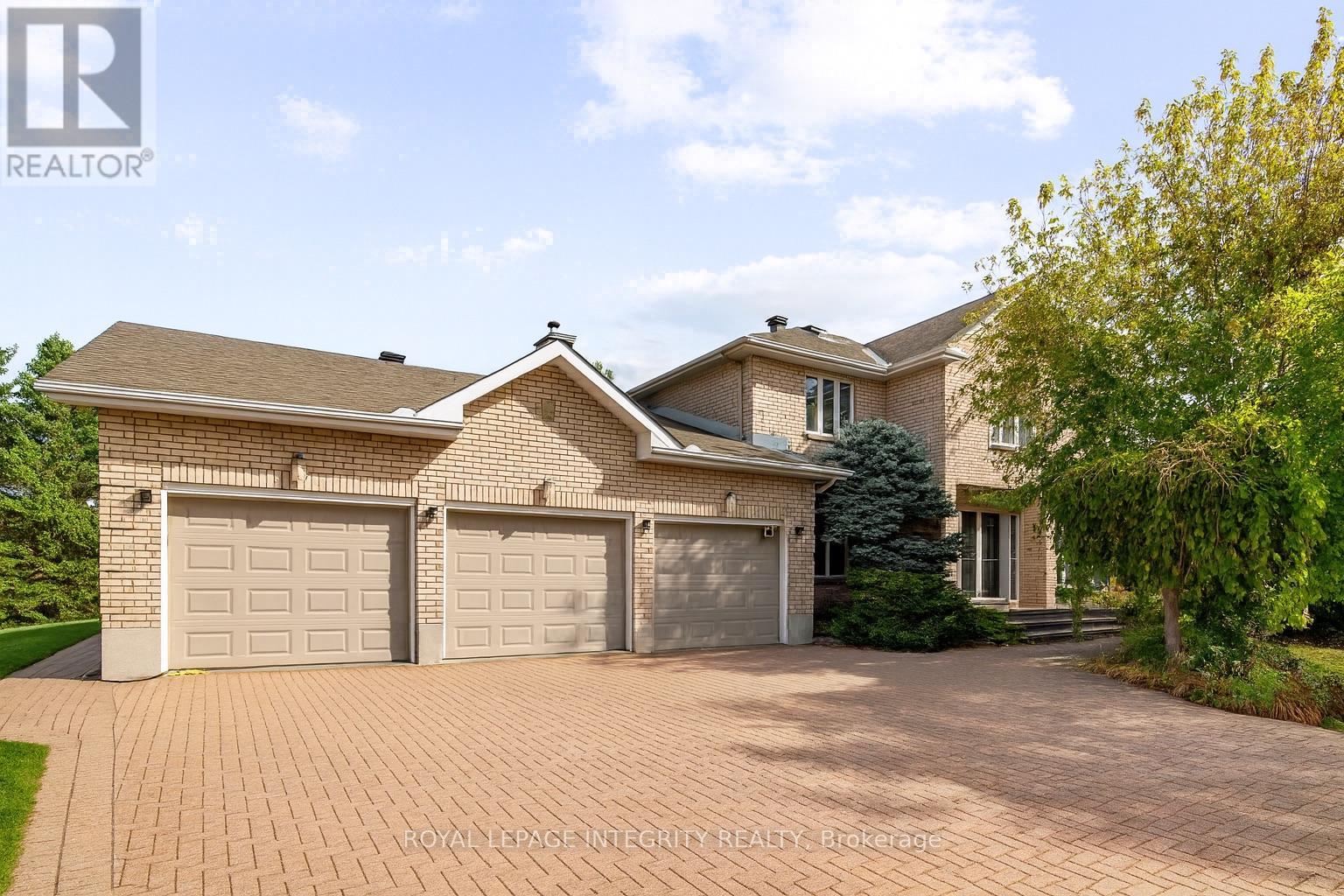 6 Marchbrook Circle, Ottawa, Ontario  K2W 1A1 - Photo 1 - X12456164