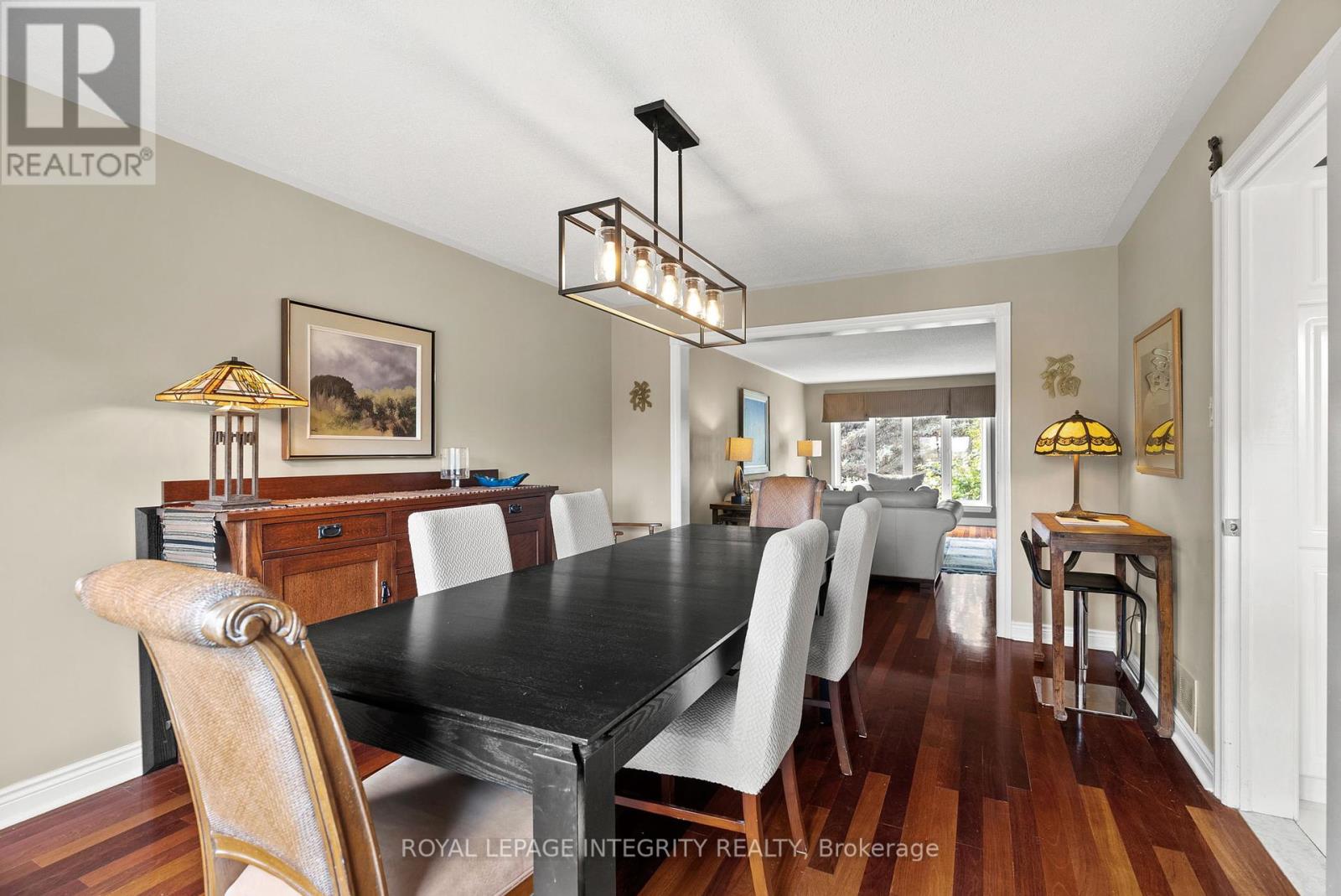 6 Marchbrook Circle, Ottawa, Ontario  K2W 1A1 - Photo 12 - X12456164