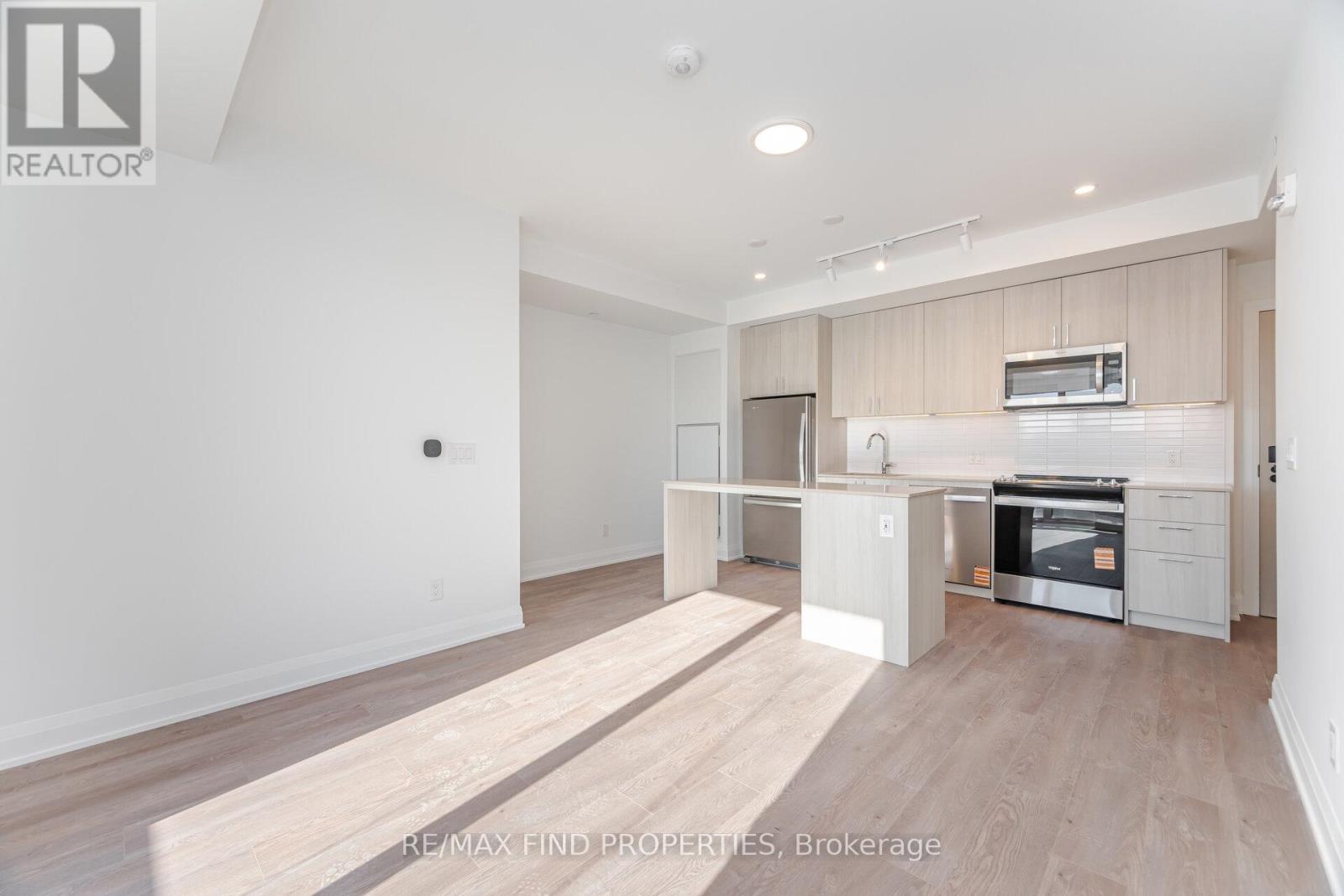 331 - 3250 Carding Mill Trail N, Oakville, Ontario  L6M 1L3 - Photo 12 - W12456000
