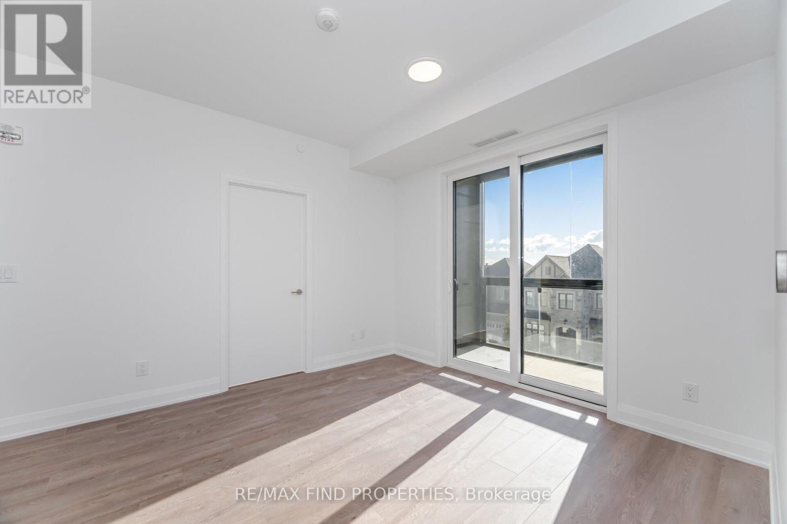 331 - 3250 Carding Mill Trail N, Oakville, Ontario  L6M 1L3 - Photo 13 - W12456000
