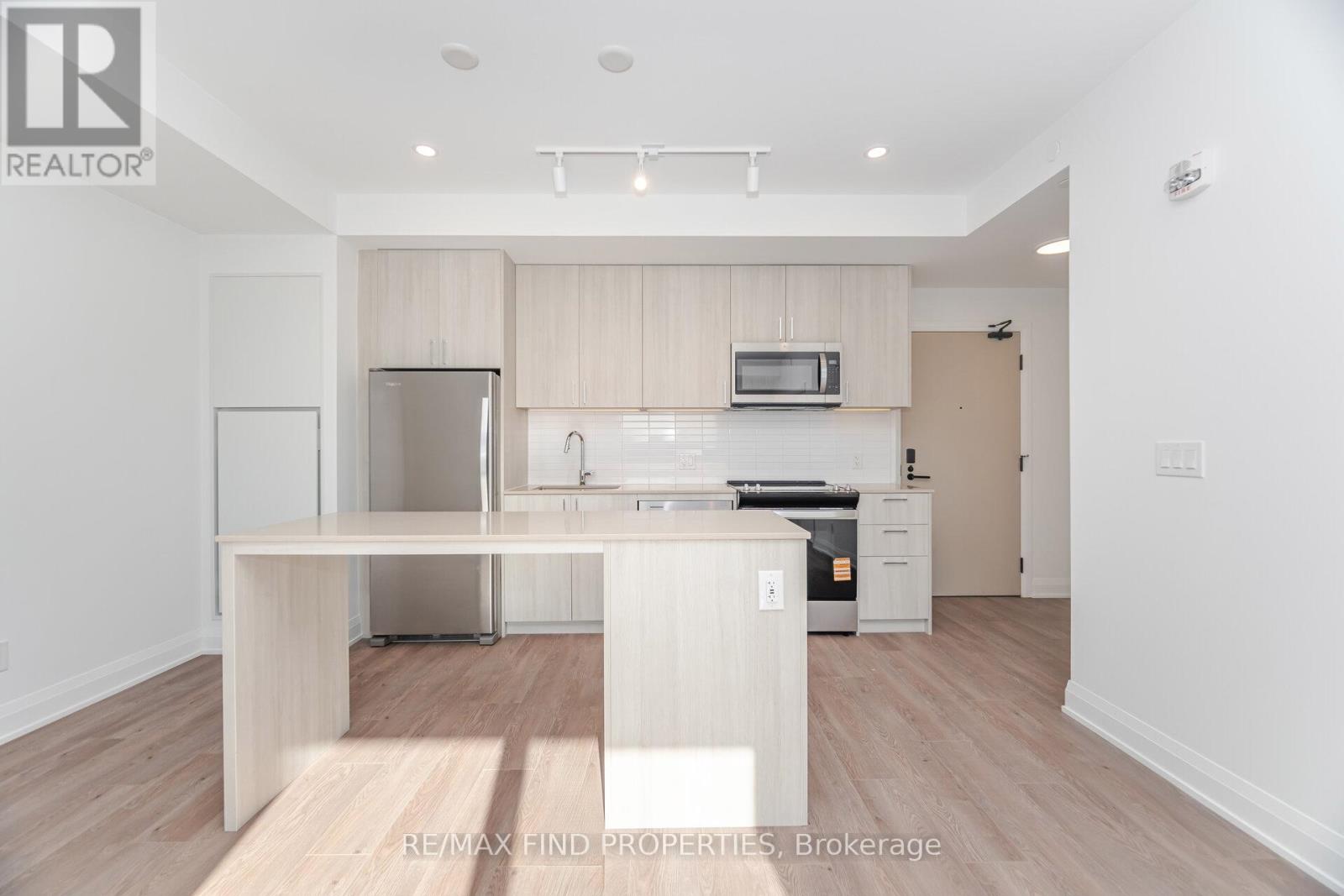 331 - 3250 Carding Mill Trail N, Oakville, Ontario  L6M 1L3 - Photo 7 - W12456000