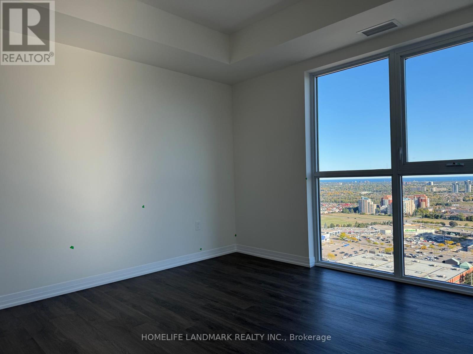 2704 - 15 Watergarden Drive, Mississauga, Ontario  L5R 1B2 - Photo 12 - W12456001