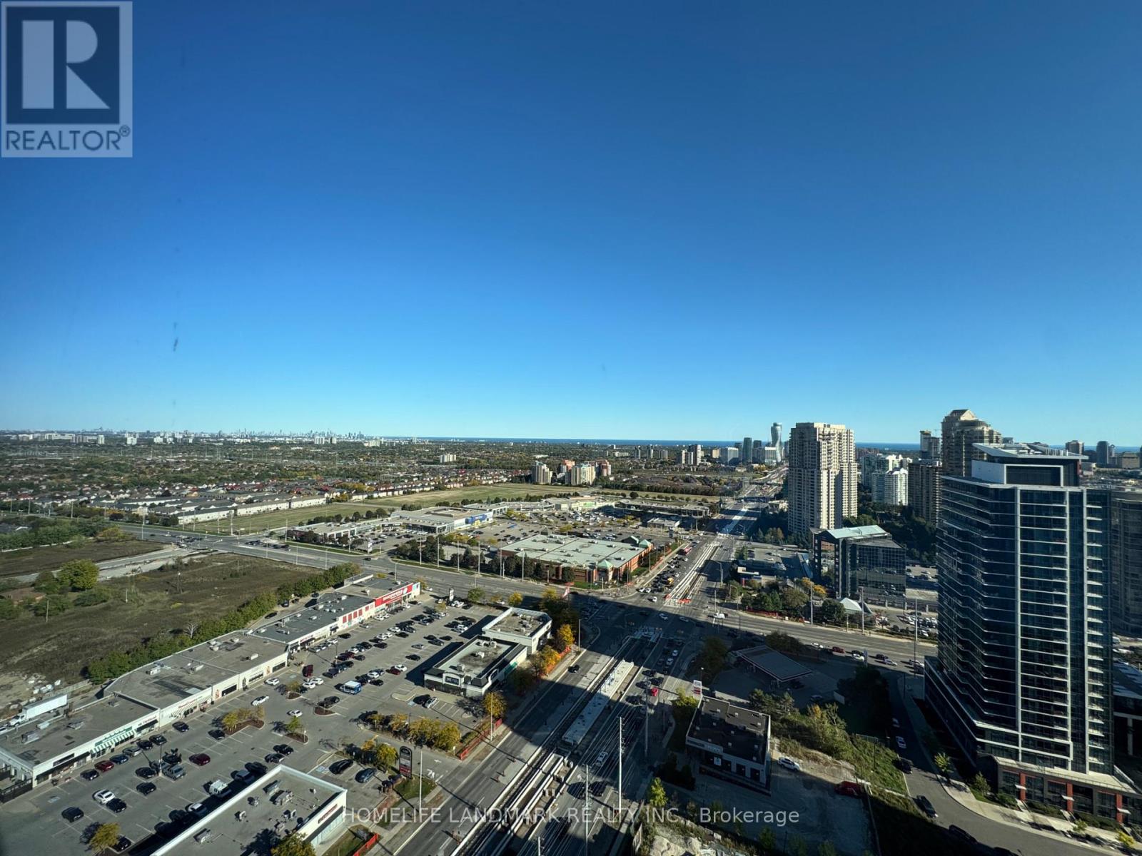 2704 - 15 Watergarden Drive, Mississauga, Ontario  L5R 1B2 - Photo 4 - W12456001