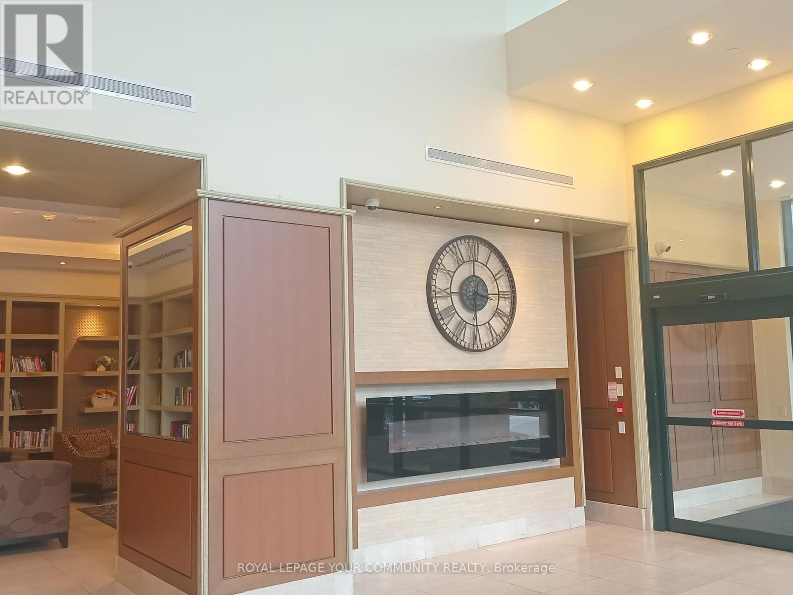 608 - 100 John Street, Brampton, Ontario  L6W 0A8 - Photo 6 - W12456012