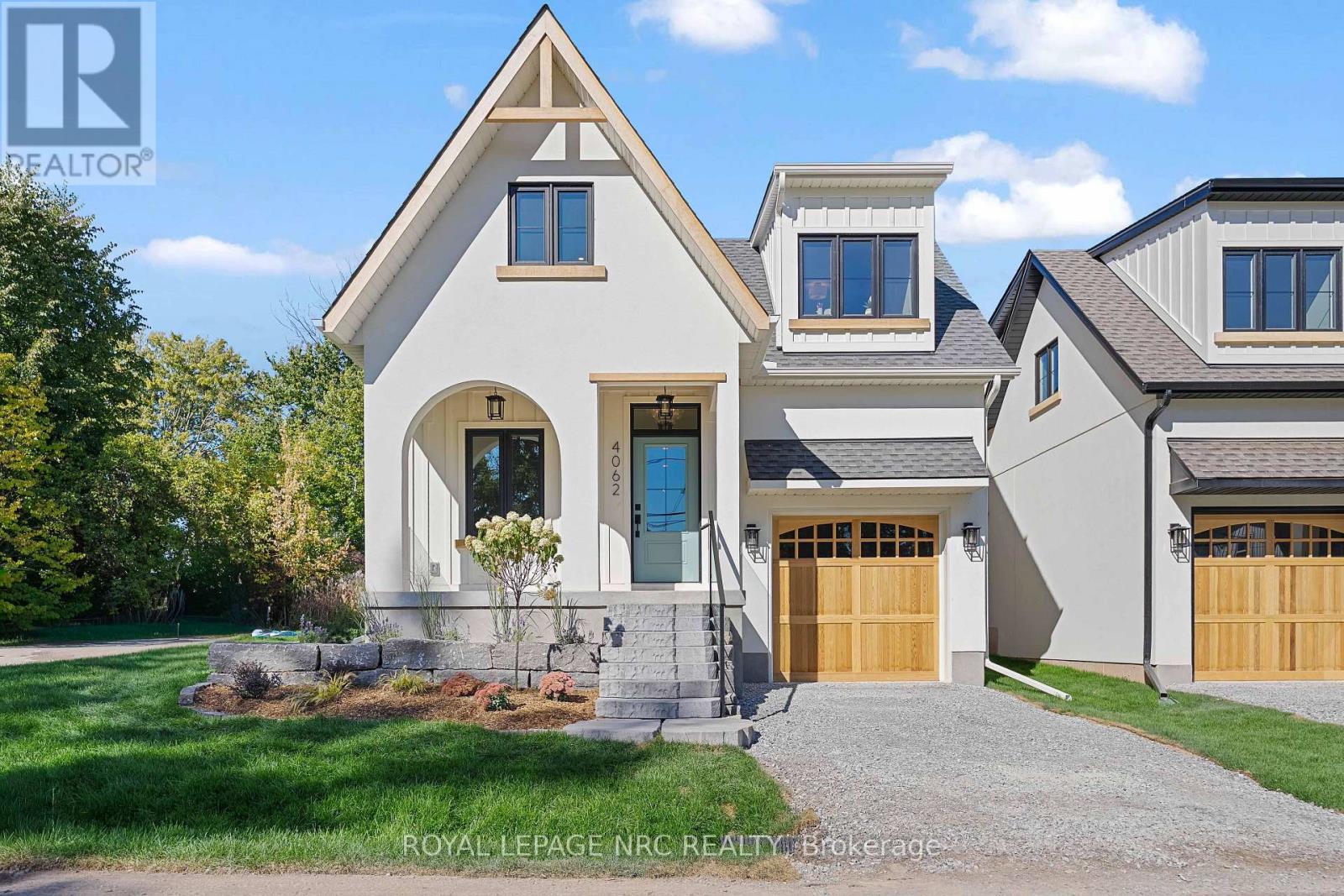 4062 Glenspring Road, Fort Erie (Crystal Beach), Ontario  L0S 1B0 - Photo 1 - X12456133