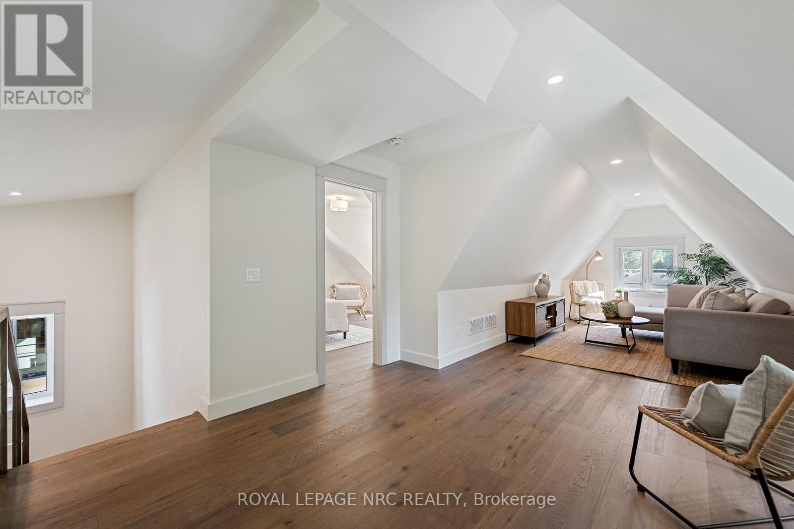 4062 Glenspring Road, Fort Erie (Crystal Beach), Ontario  L0S 1B0 - Photo 27 - X12456133