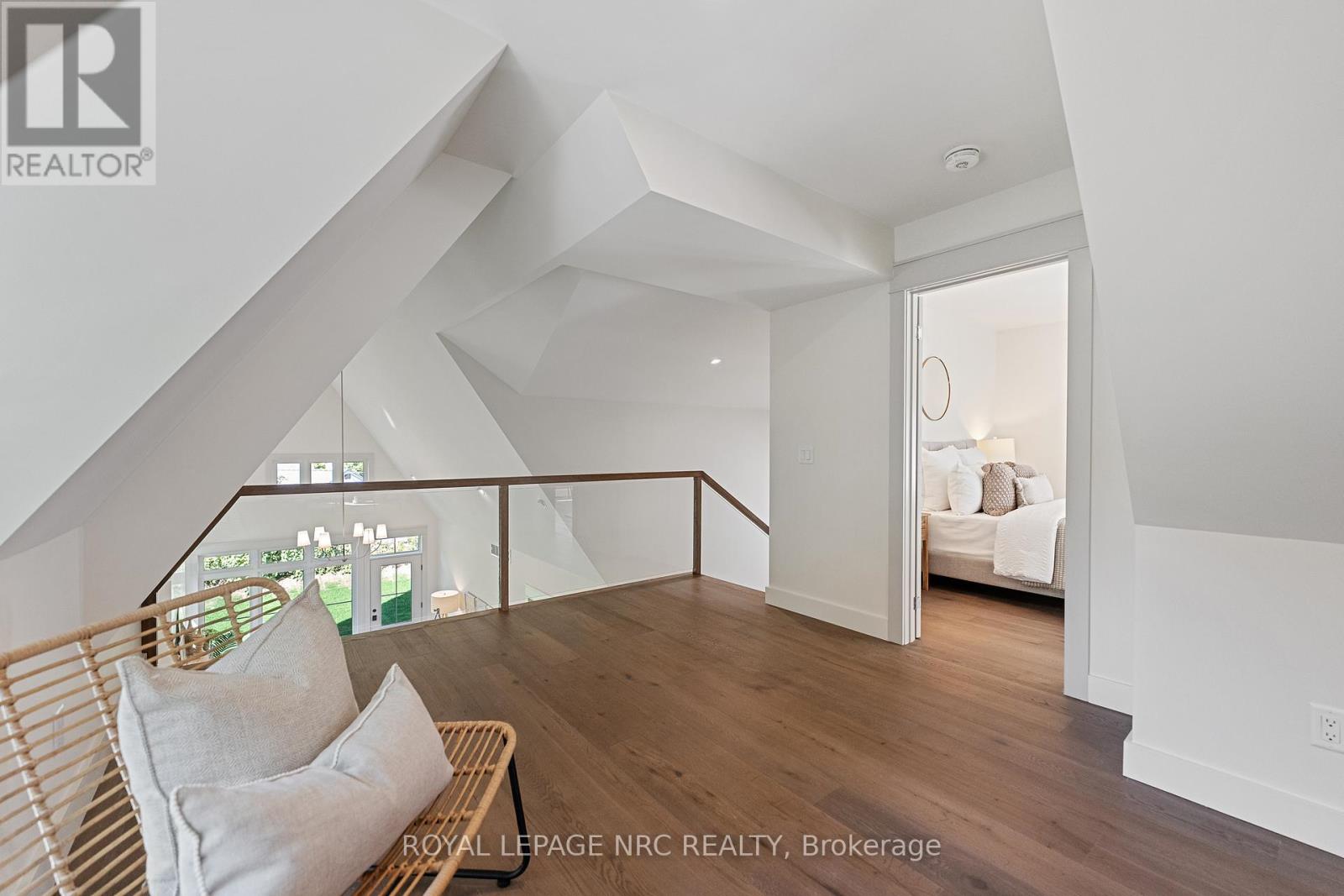 4062 Glenspring Road, Fort Erie (Crystal Beach), Ontario  L0S 1B0 - Photo 33 - X12456133