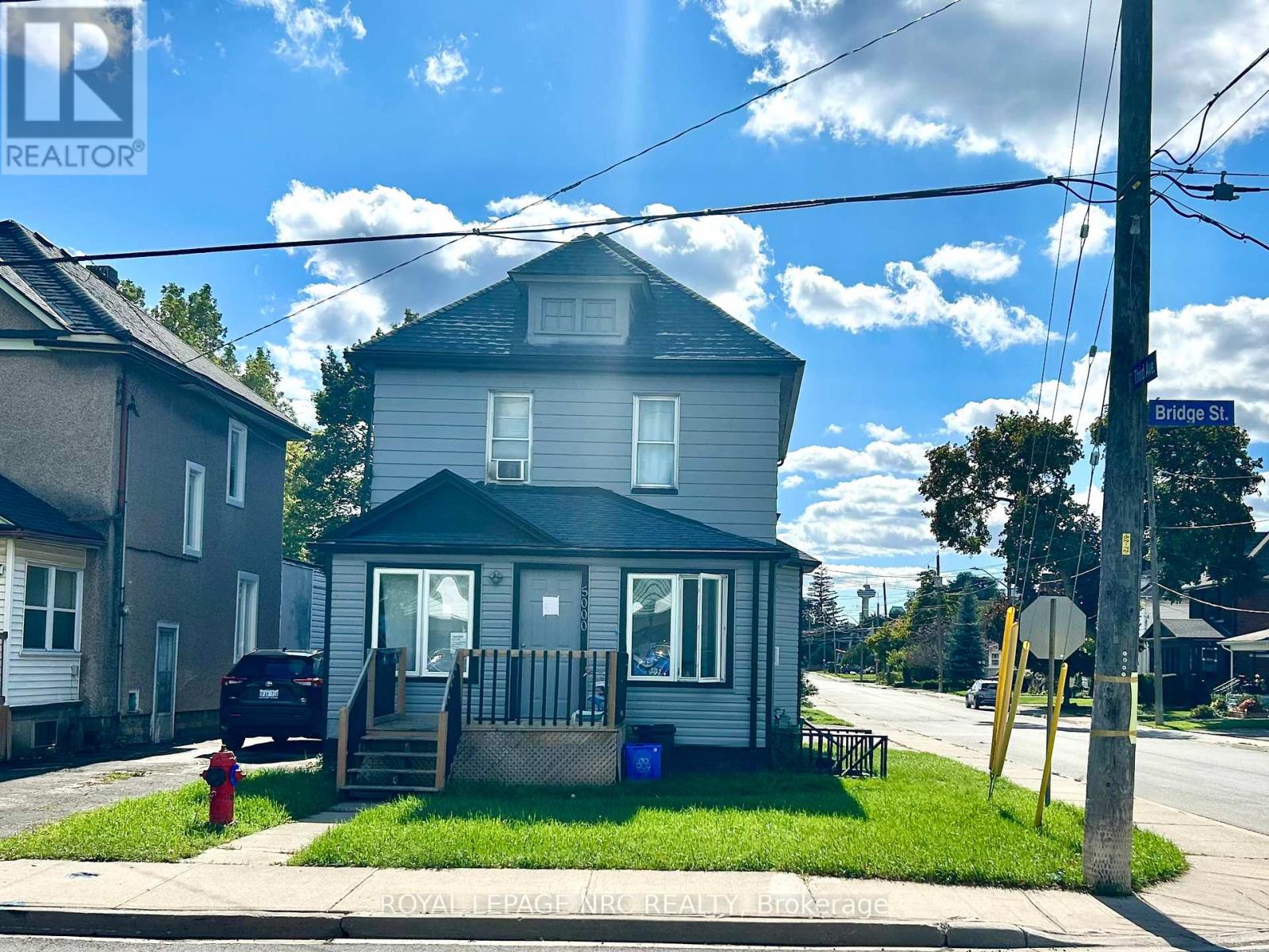5000 Bridge Street, Niagara Falls, Ontario  L2E 2S5 - Photo 1 - X12456138