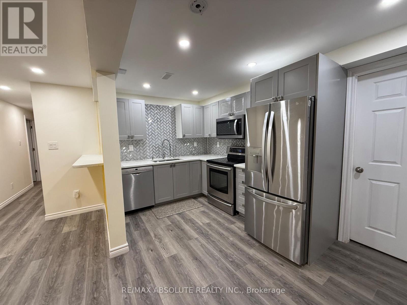 6 Howard Court, Ottawa, Ontario  K2J 3Z8 - Photo 34 - X12455697
