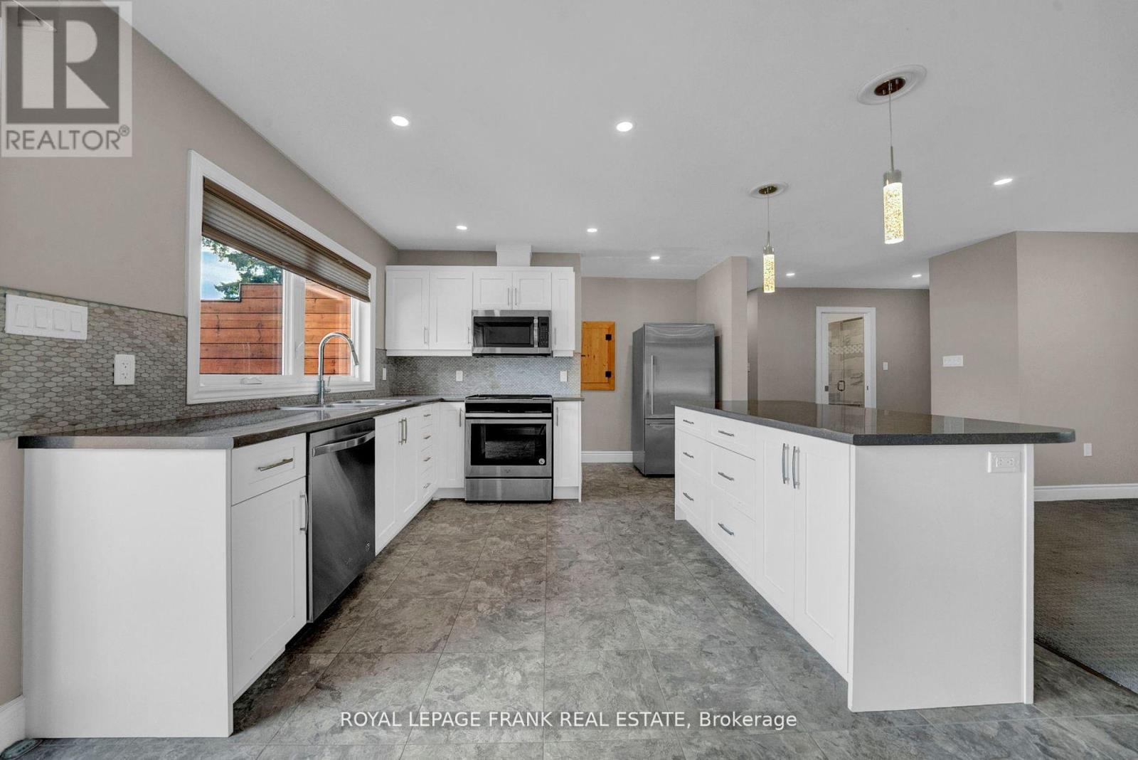 230 Beech Street, Scugog (Port Perry), Ontario  L9L 1N6 - Photo 8 - E12456167
