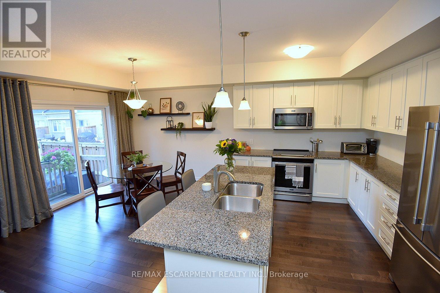 7 - 40 Hamilton Street S, Hamilton, Ontario  L8B 1V8 - Photo 22 - X12455997