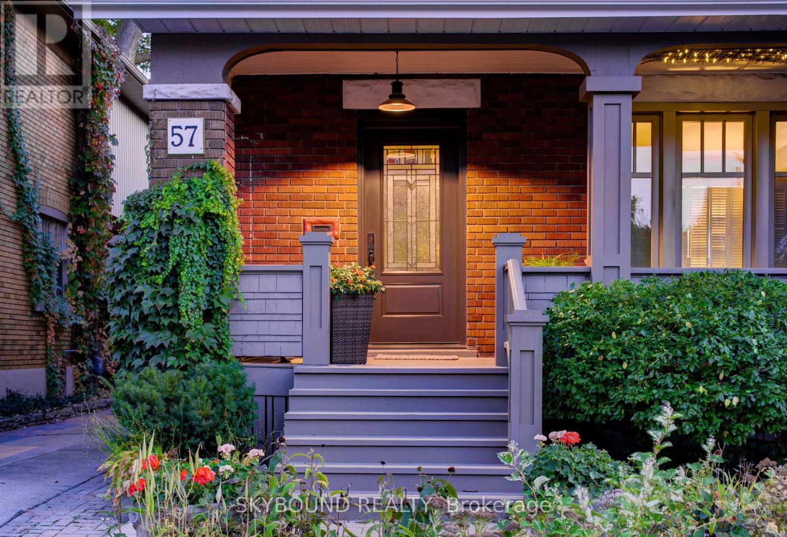 57 Brock Street, Kitchener, Ontario  N2M 1X2 - Photo 5 - X12456028