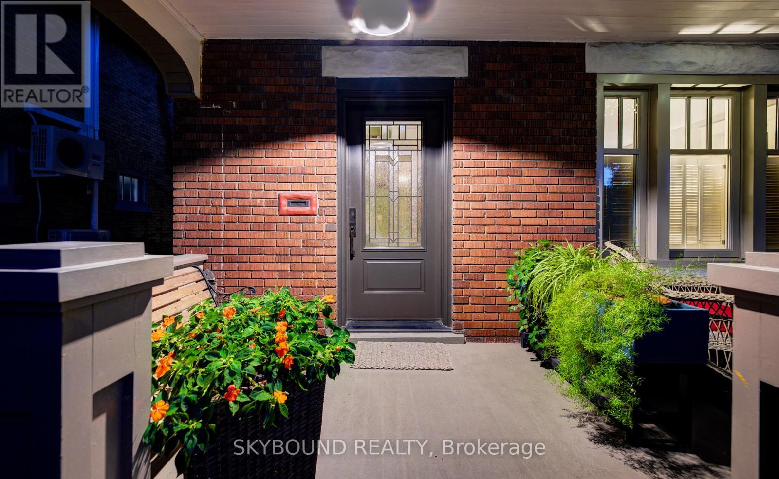 57 Brock Street, Kitchener, Ontario  N2M 1X2 - Photo 7 - X12456028
