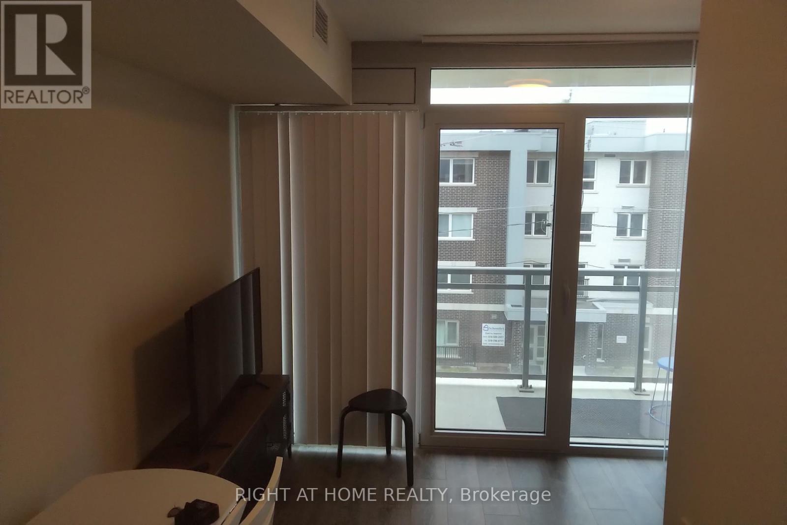 306 - 257 Hemlock Street, Waterloo, Ontario  N2L 0K2 - Photo 6 - X12456042