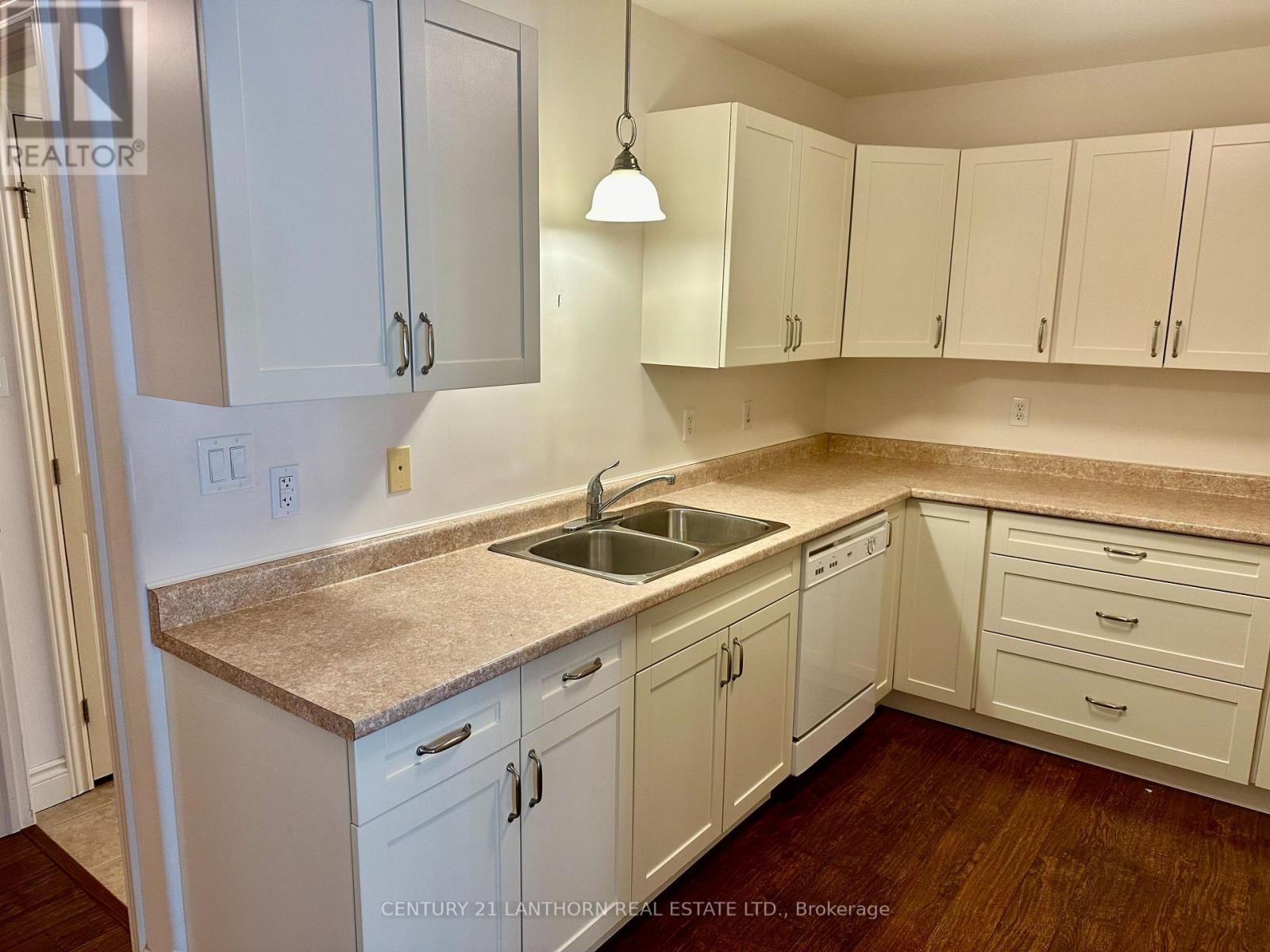 3 - 494 Metcalf Street, Tweed (Tweed (Village)), Ontario  K0K 3J0 - Photo 8 - X12456124