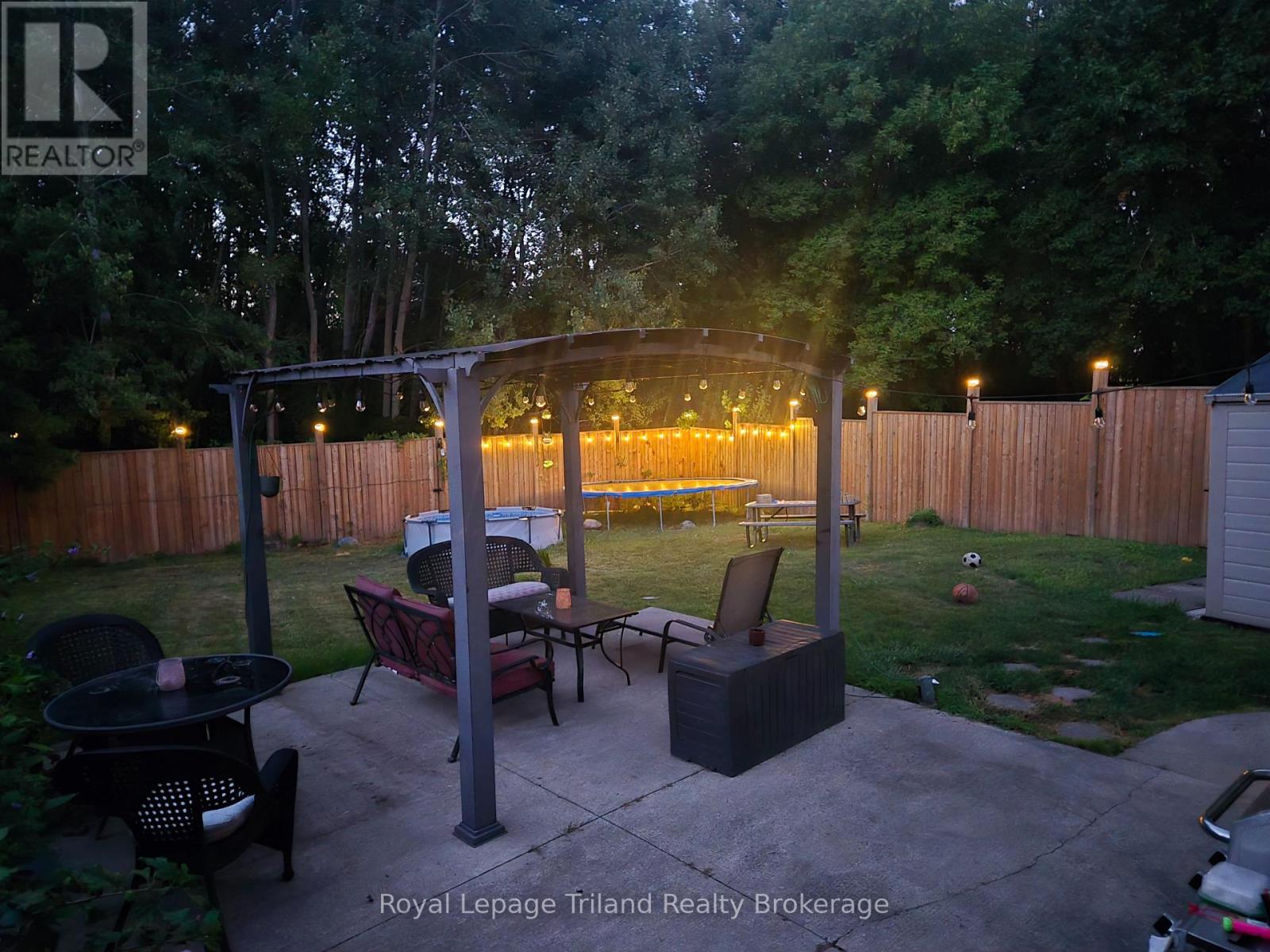 144 Keats Drive, Woodstock, Ontario  N4S 8B8 - Photo 24 - X12352278