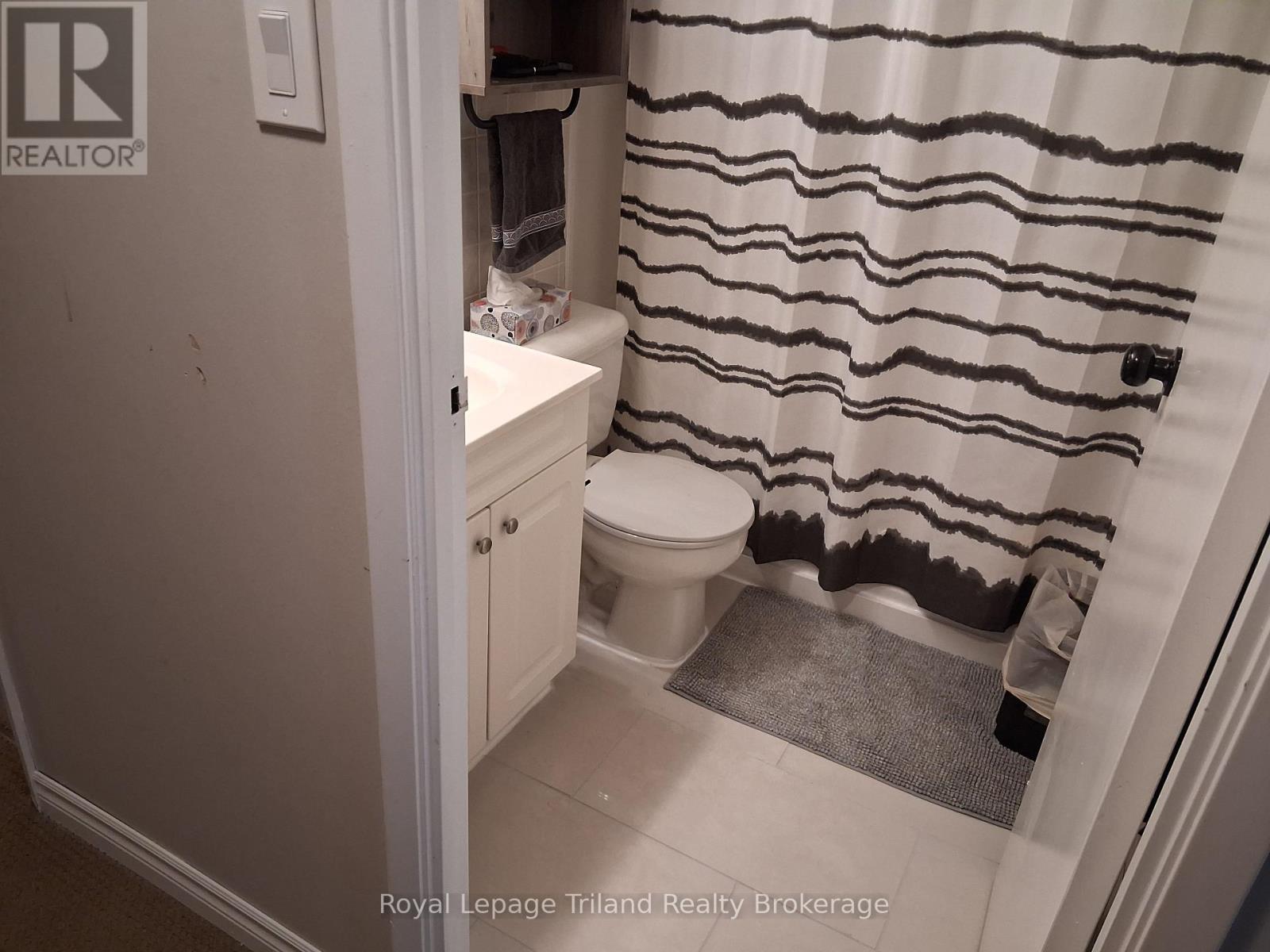 144 Keats Drive, Woodstock, Ontario  N4S 8B8 - Photo 13 - X12352278