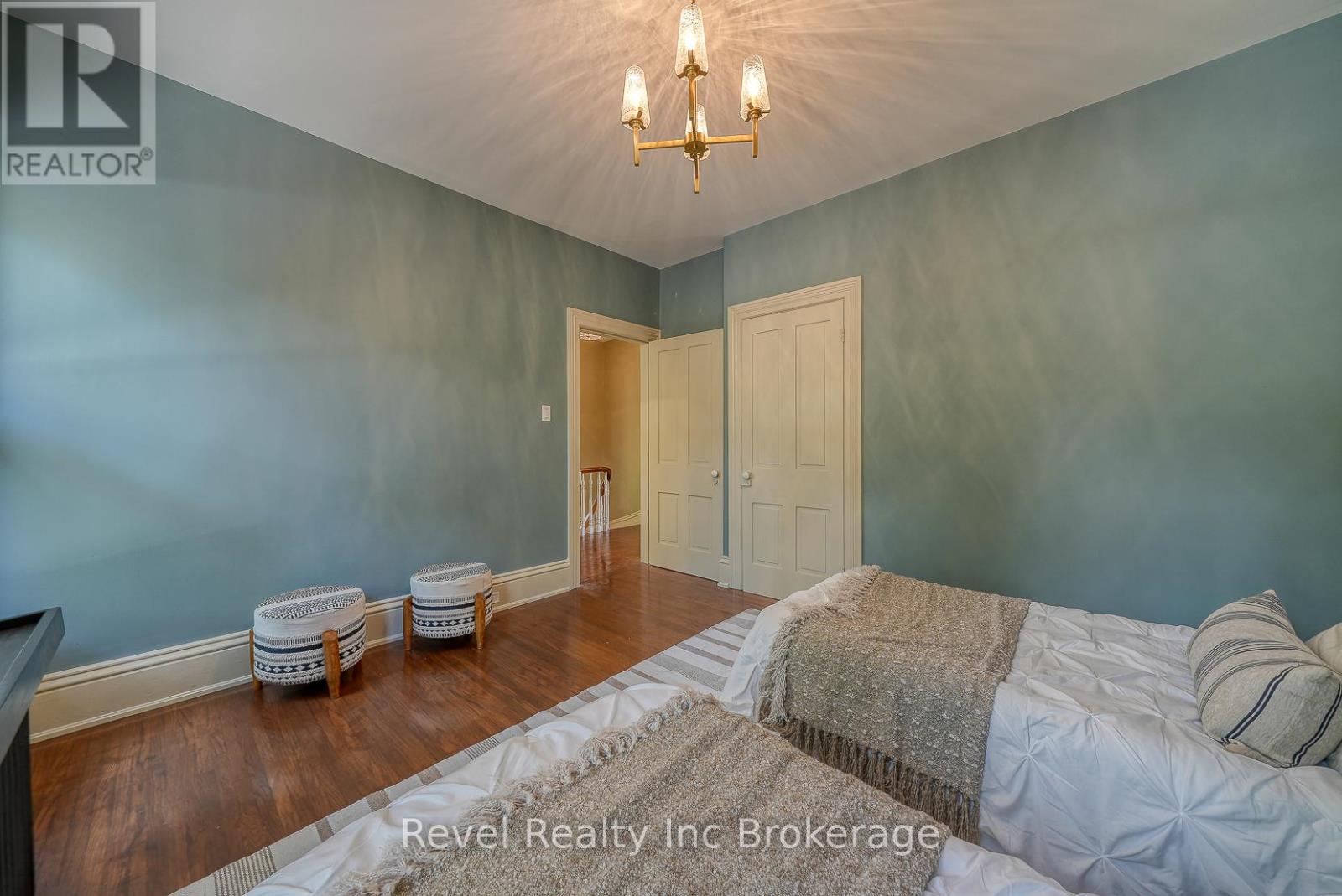 116 Vansittart Avenue, Woodstock, Ontario  N4S 6E6 - Photo 31 - X12456147