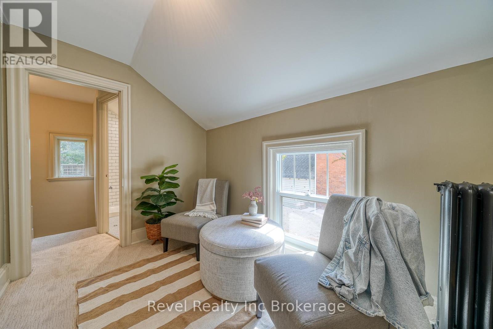 116 Vansittart Avenue, Woodstock, Ontario  N4S 6E6 - Photo 36 - X12456147