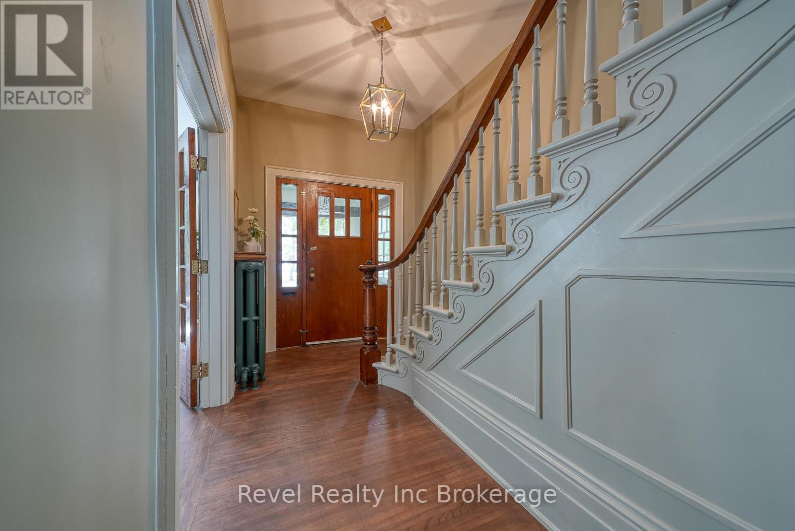 116 Vansittart Avenue, Woodstock, Ontario  N4S 6E6 - Photo 9 - X12456147