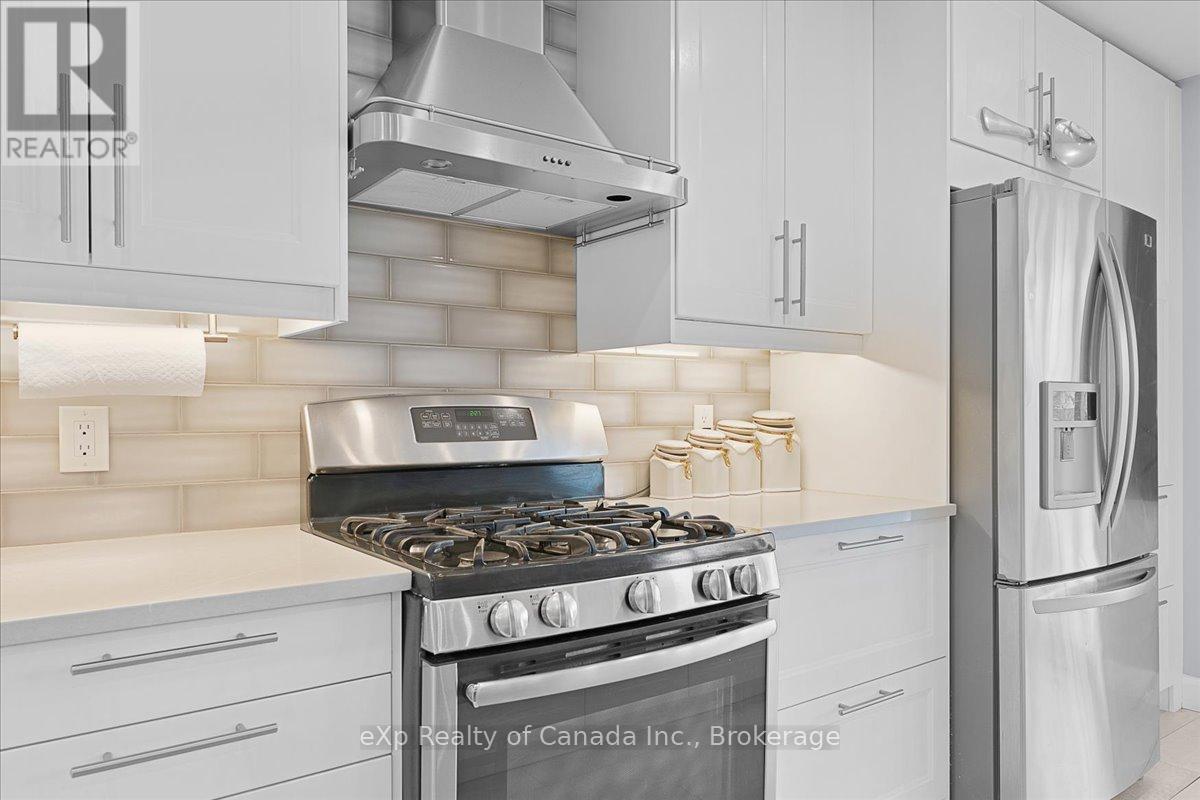 69 Neutral Avenue, Woodstock, Ontario  N4T 1S7 - Photo 9 - X12456176