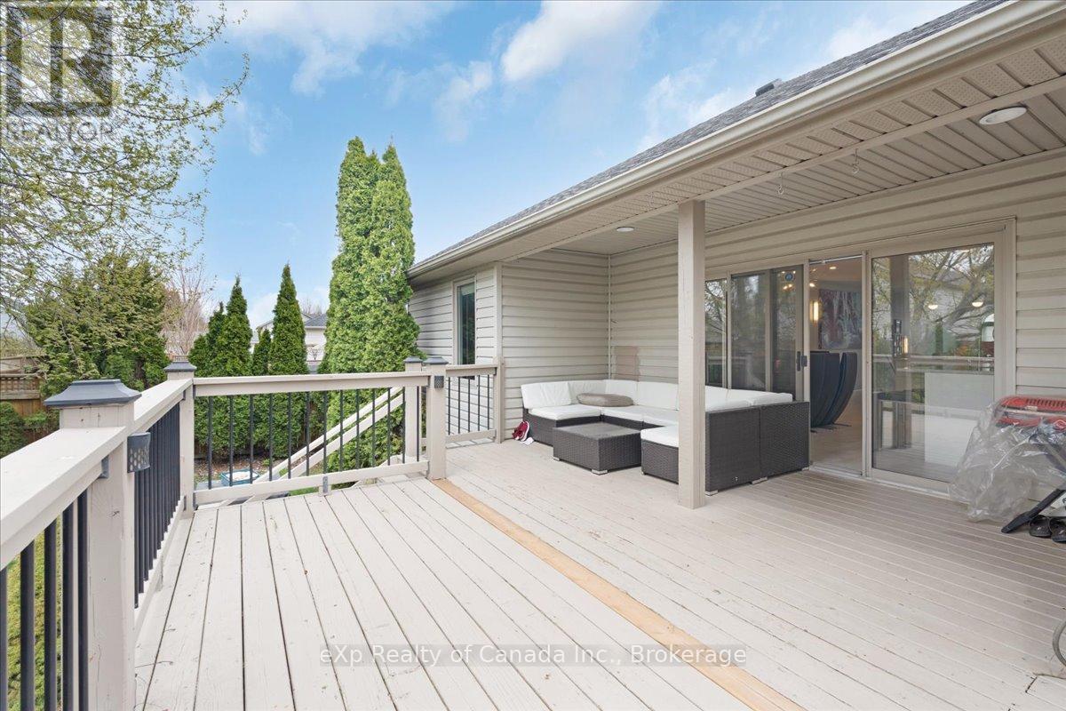69 Neutral Avenue, Woodstock, Ontario  N4T 1S7 - Photo 33 - X12456176