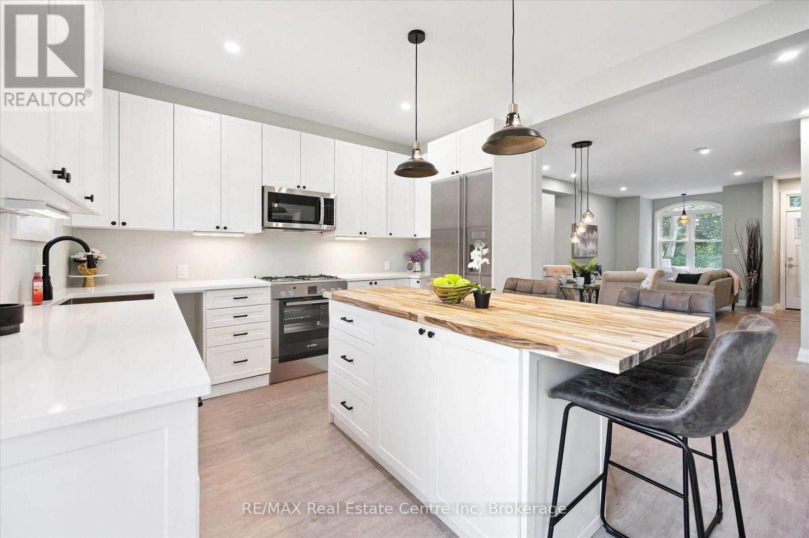 68 Spruce Street, Cambridge, Ontario  N1R 4K3 - Photo 7 - X12455292
