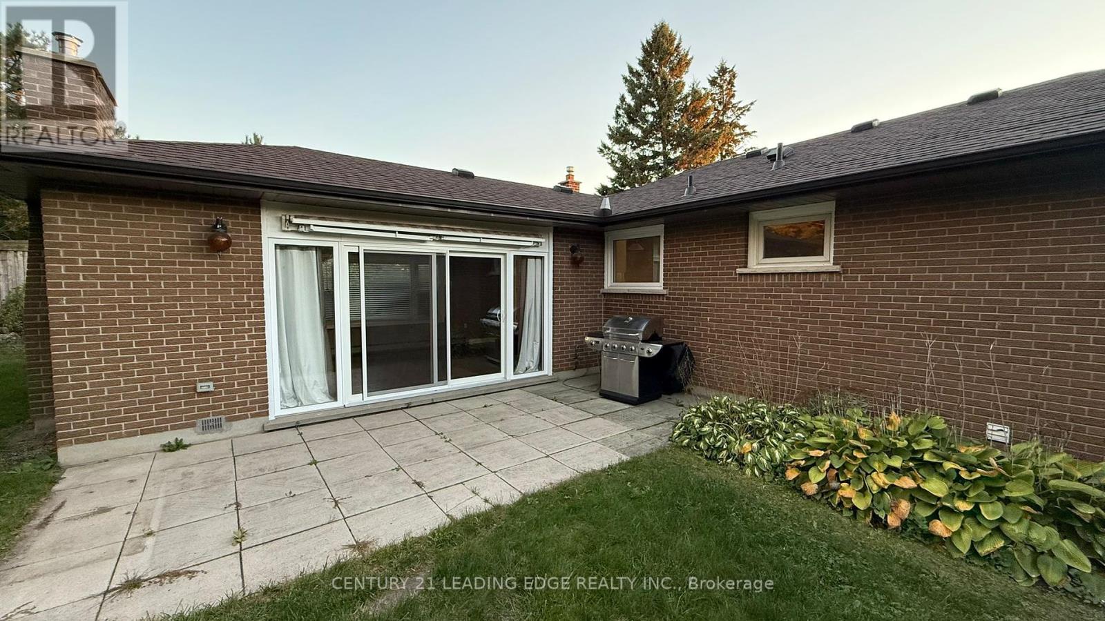 133 Elizabeth Crescent, Whitby, Ontario  L1N 3S1 - Photo 13 - E12453124