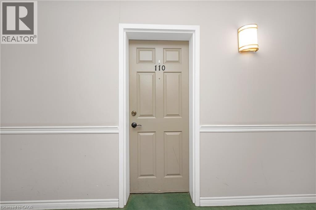 4015 Kilmer Drive Unit# 110, Burlington, Ontario  L7M 4M4 - Photo 2 - 40777300