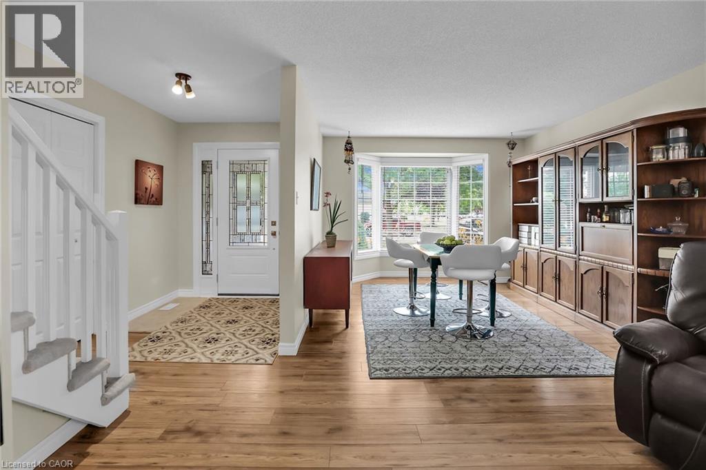 4432 Dennis Avenue, Beamsville, Ontario  L3J 0E3 - Photo 4 - 40777265