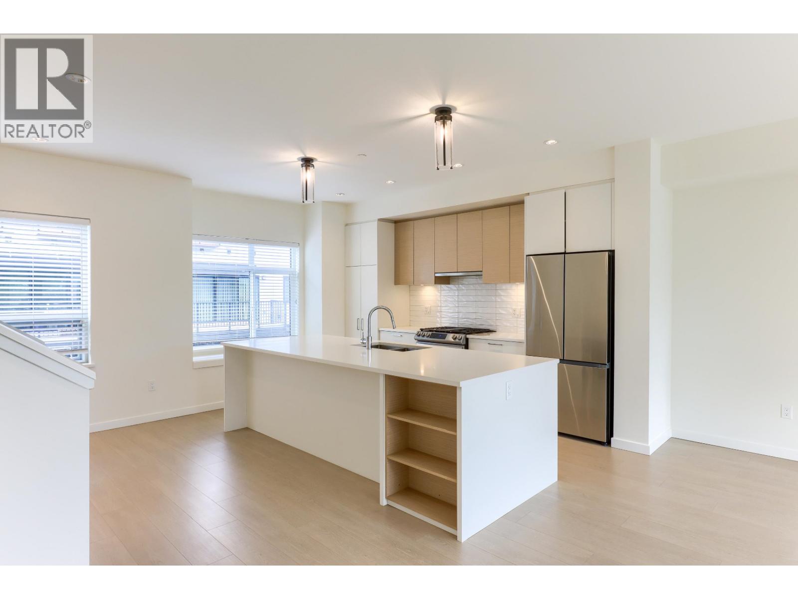 6 629 South Dyke Road, New Westminster, British Columbia  V3M 0N3 - Photo 5 - R3055852