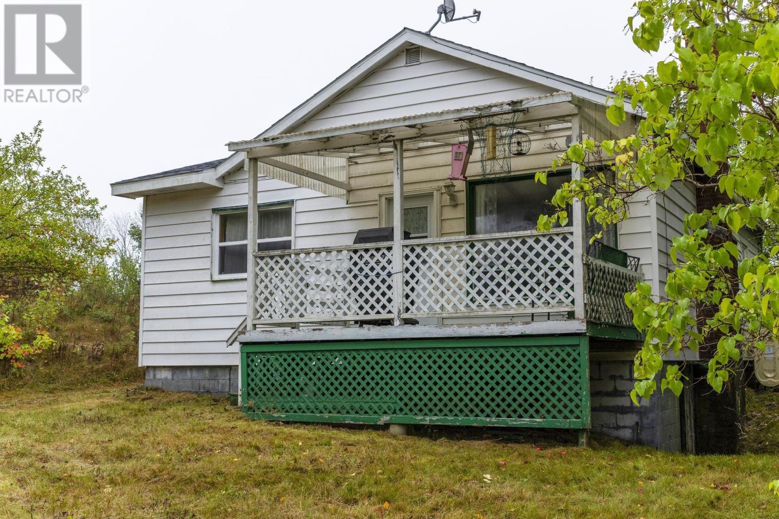 3774 St. Margarets Bay Road, Hubley, Nova Scotia  B3Z 1B7 - Photo 1 - 202525207