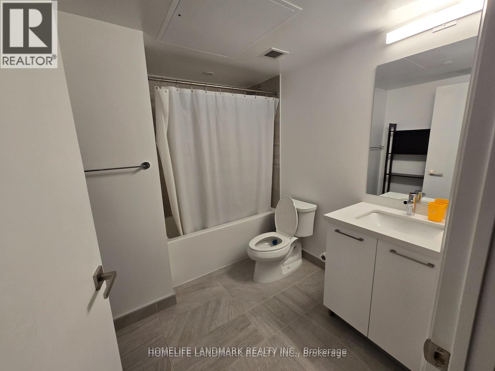 315 - 33 Frederick Todd Way, Toronto, Ontario  M4G 0C9 - Photo 3 - C12456061