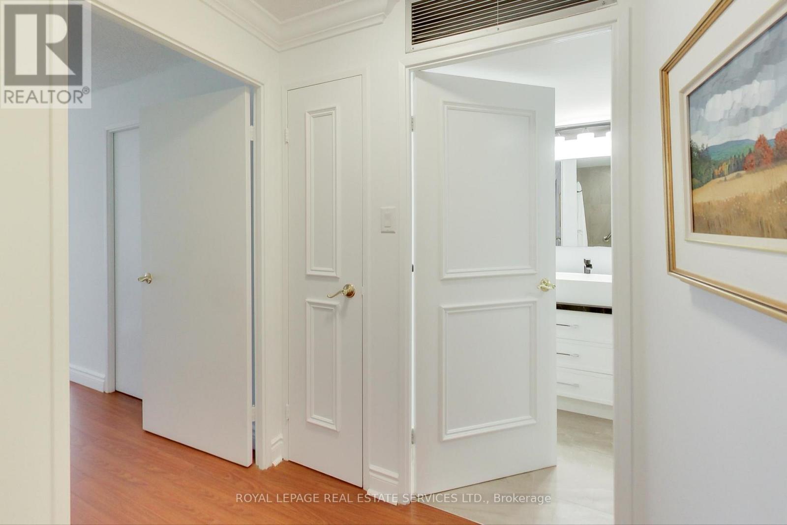 415 - 35 Church Street, Toronto, Ontario  M5E 1T3 - Photo 17 - C12456129