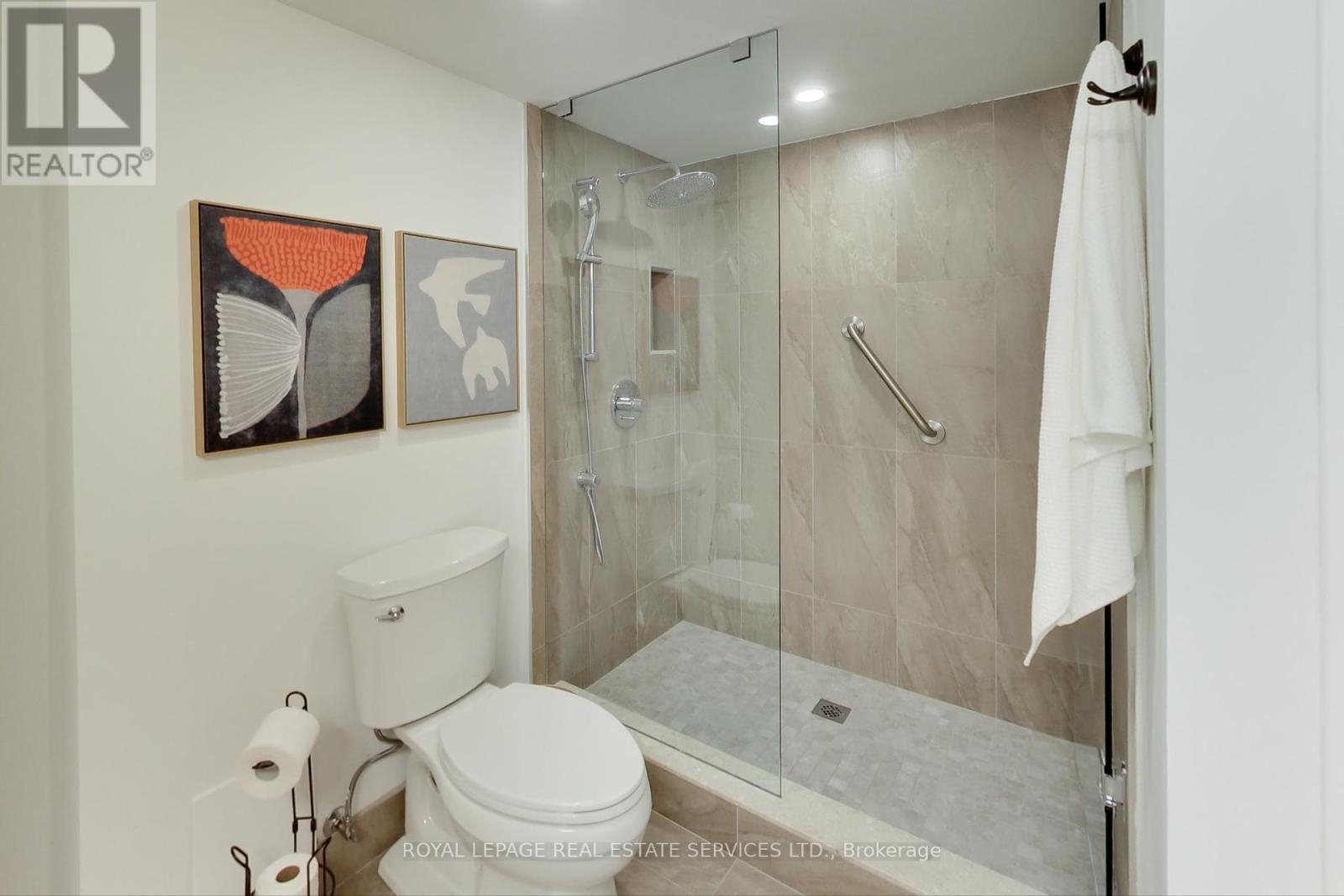 415 - 35 Church Street, Toronto, Ontario  M5E 1T3 - Photo 19 - C12456129