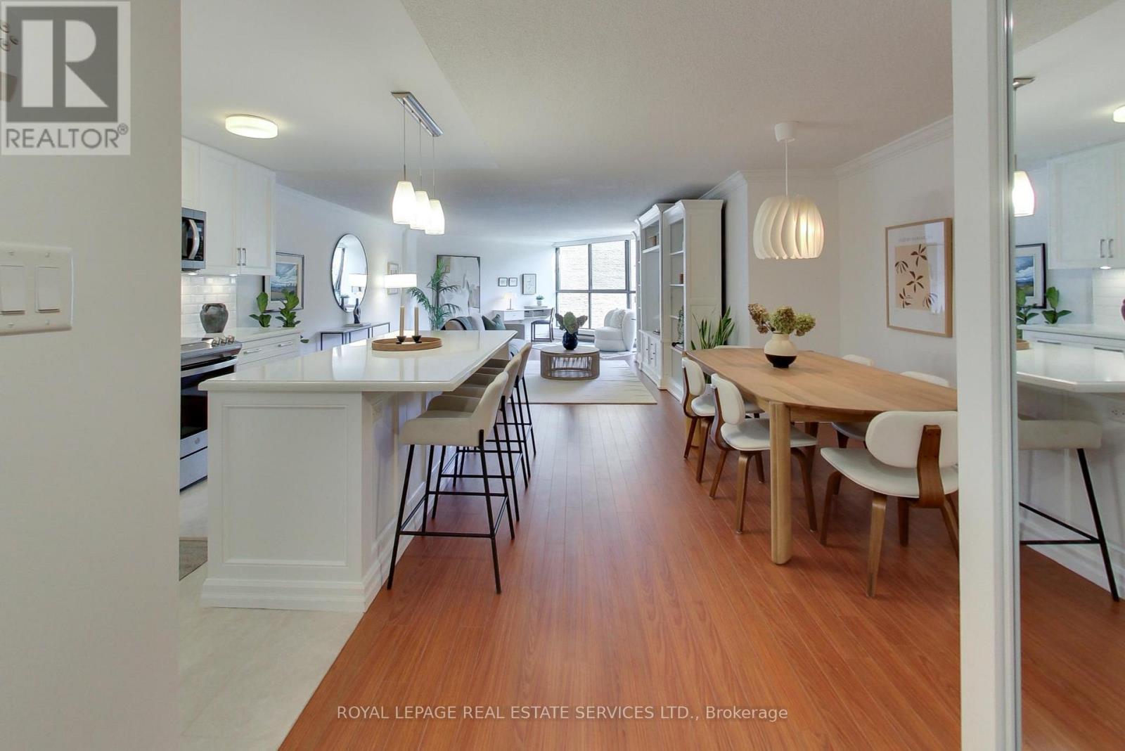 415 - 35 Church Street, Toronto, Ontario  M5E 1T3 - Photo 2 - C12456129
