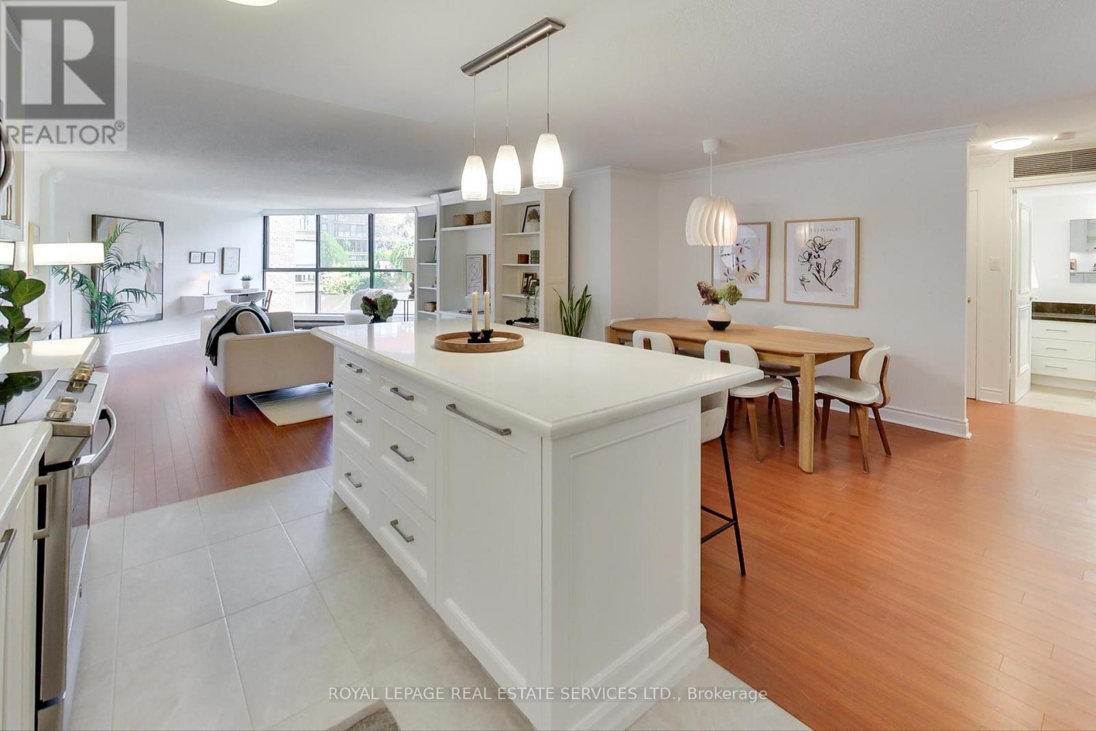 415 - 35 Church Street, Toronto, Ontario  M5E 1T3 - Photo 6 - C12456129
