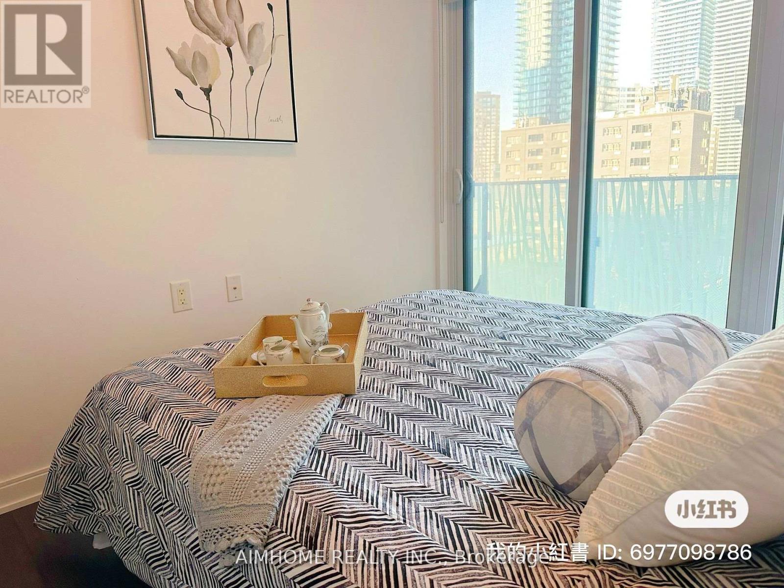 704 - 42 Charles Street E, Toronto, Ontario  M4Y 1T4 - Photo 12 - C12456149
