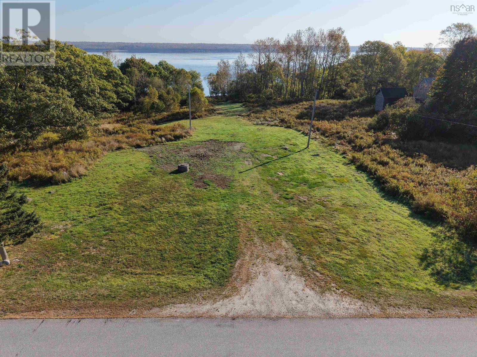 4864 Sandy Point Road, Jordan Ferry, Nova Scotia  B0T 1W0 - Photo 2 - 202525587