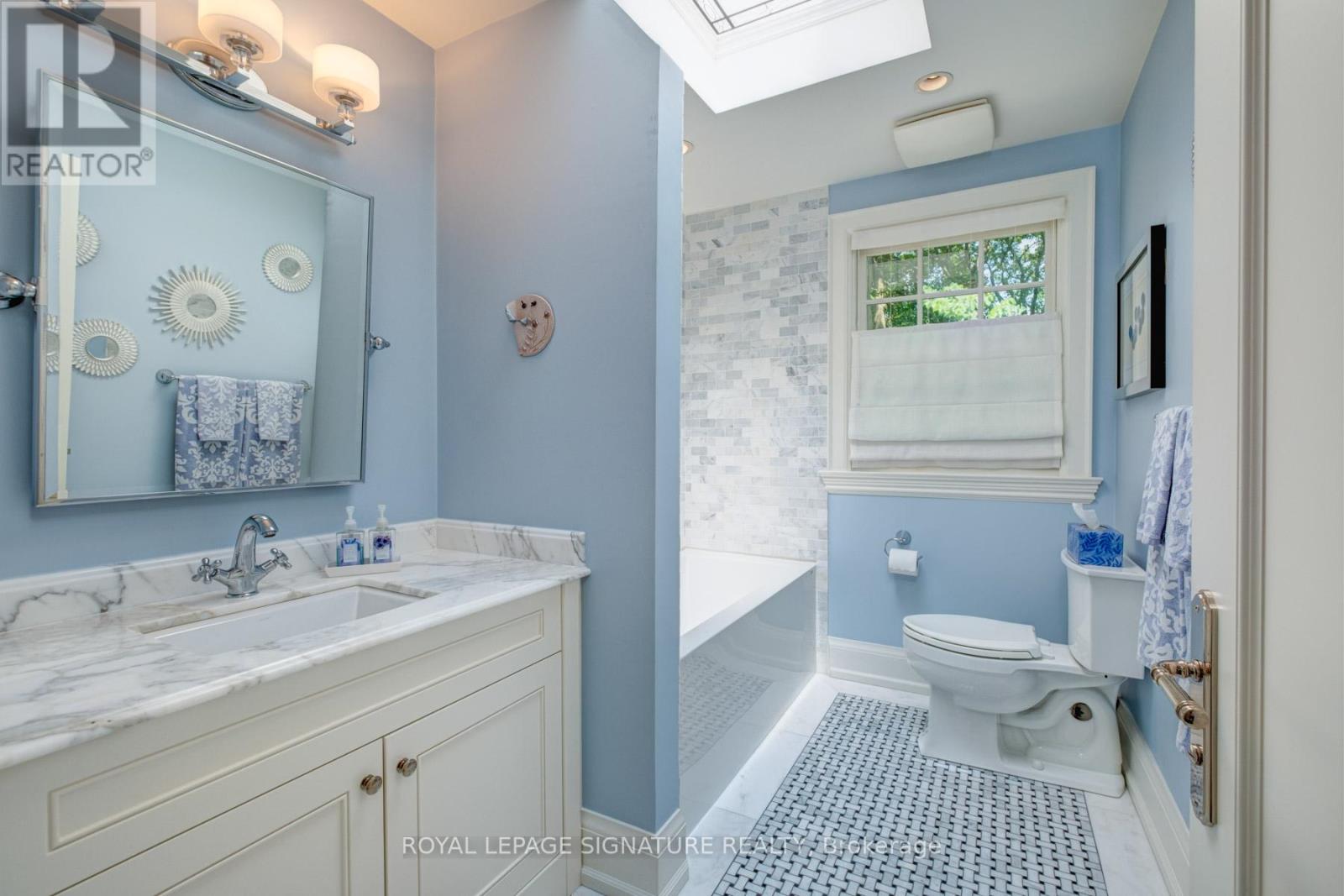 20 Taylor Drive, Toronto, Ontario  M4C 3B3 - Photo 21 - E12456068