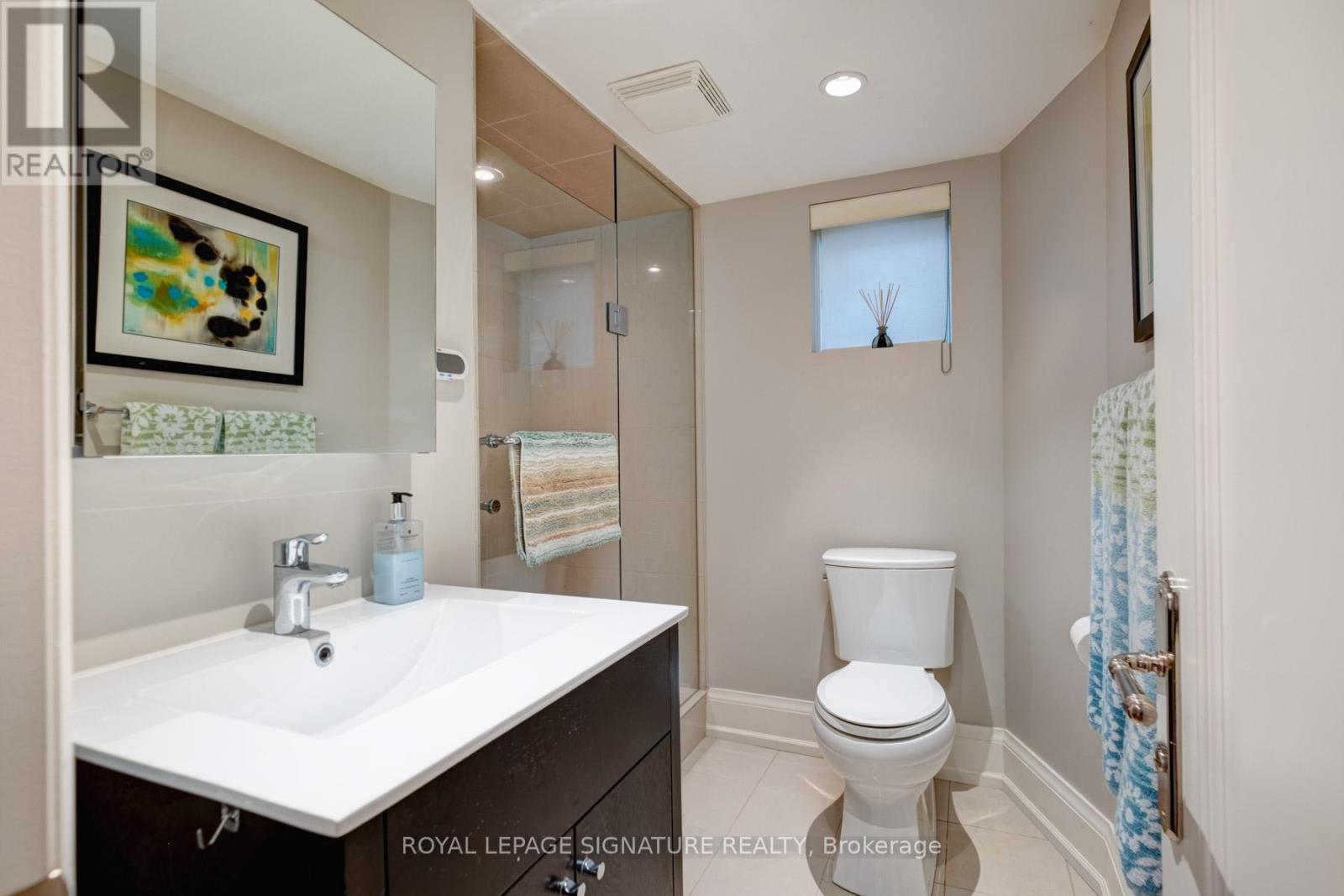 20 Taylor Drive, Toronto, Ontario  M4C 3B3 - Photo 33 - E12456068
