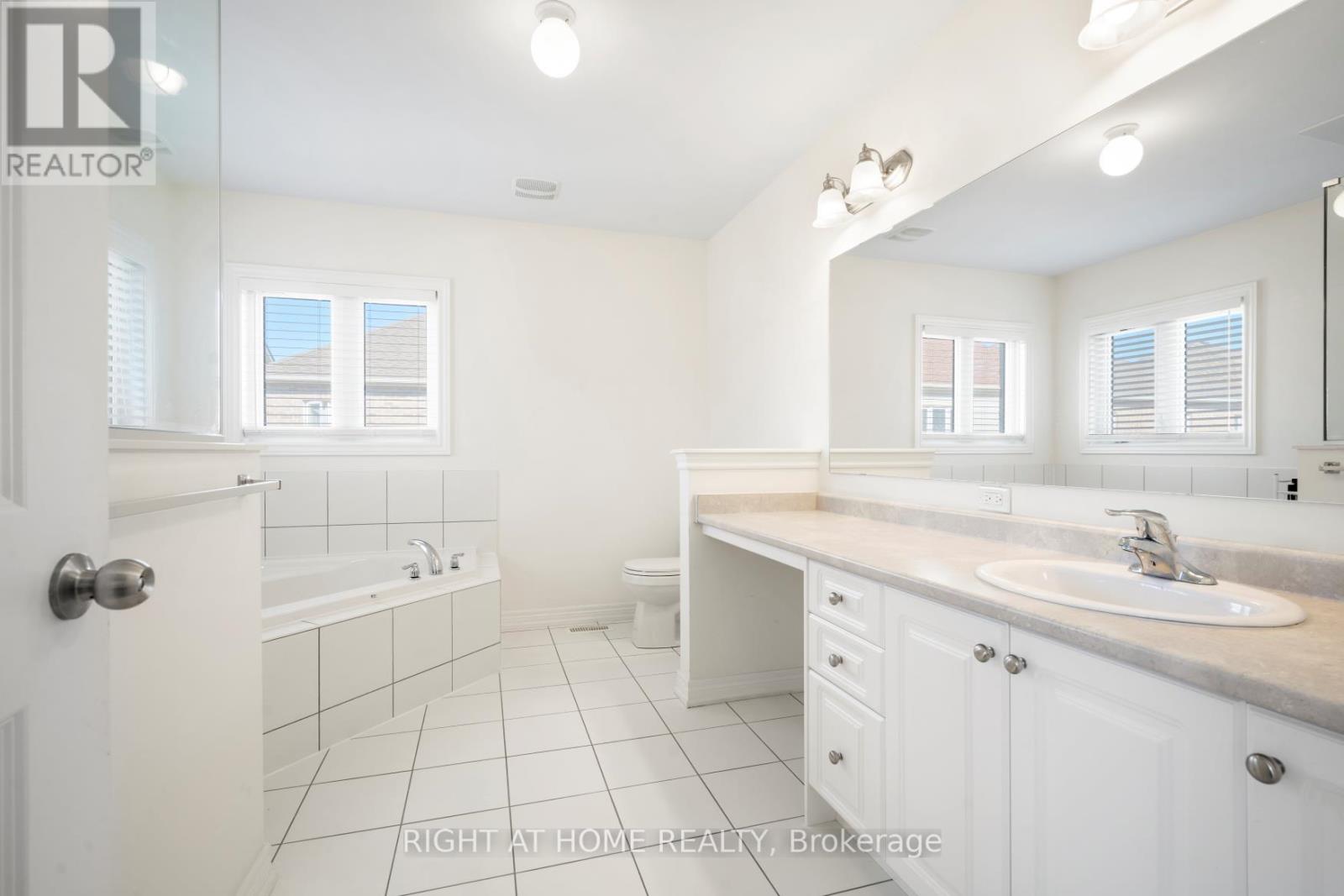 4 Bill Hutchinson Crescent, Clarington, Ontario  L1C 7E1 - Photo 18 - E12456115