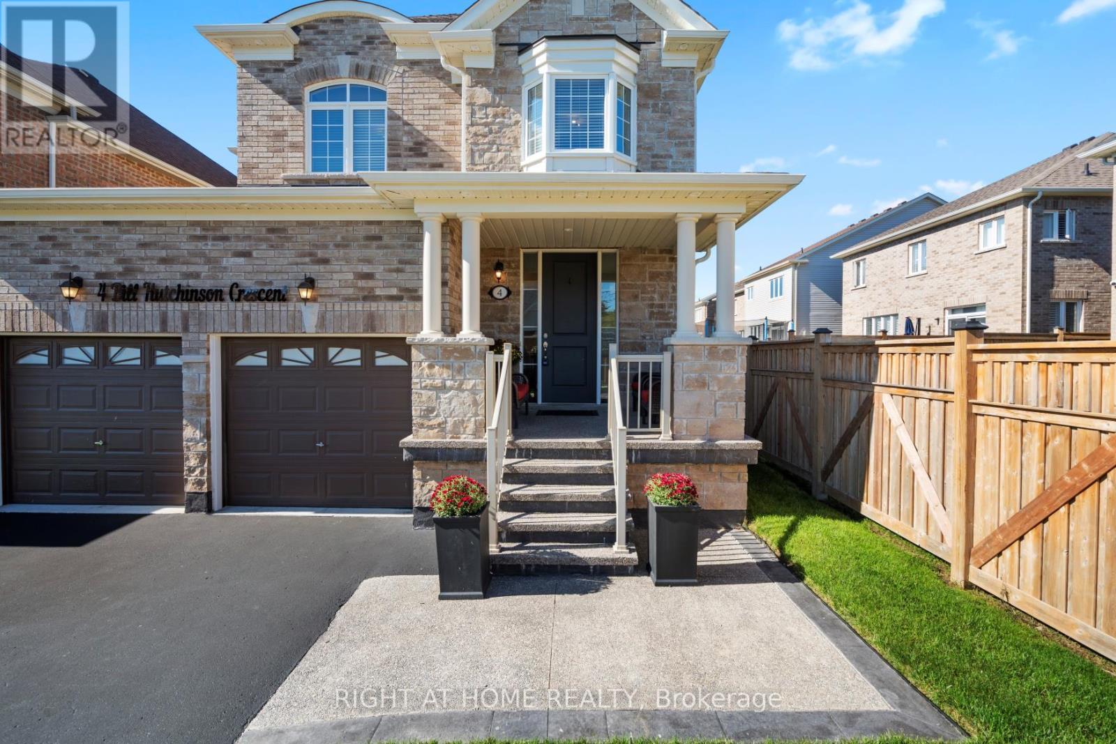 4 Bill Hutchinson Crescent, Clarington, Ontario  L1C 7E1 - Photo 4 - E12456115